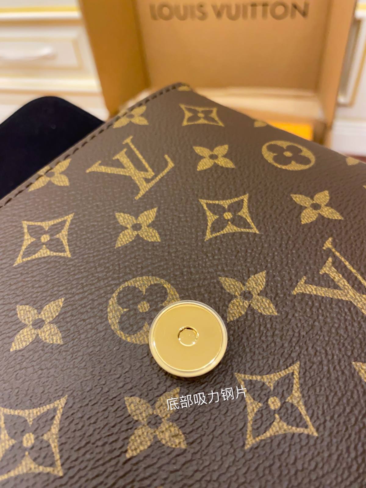 Ellebag’s Expert Replication: Louis Vuitton Locky BB Handbag in Black (M44141)-Botiga en línia de bosses falses de Louis Vuitton de millor qualitat, rèplica de bosses de disseny ru