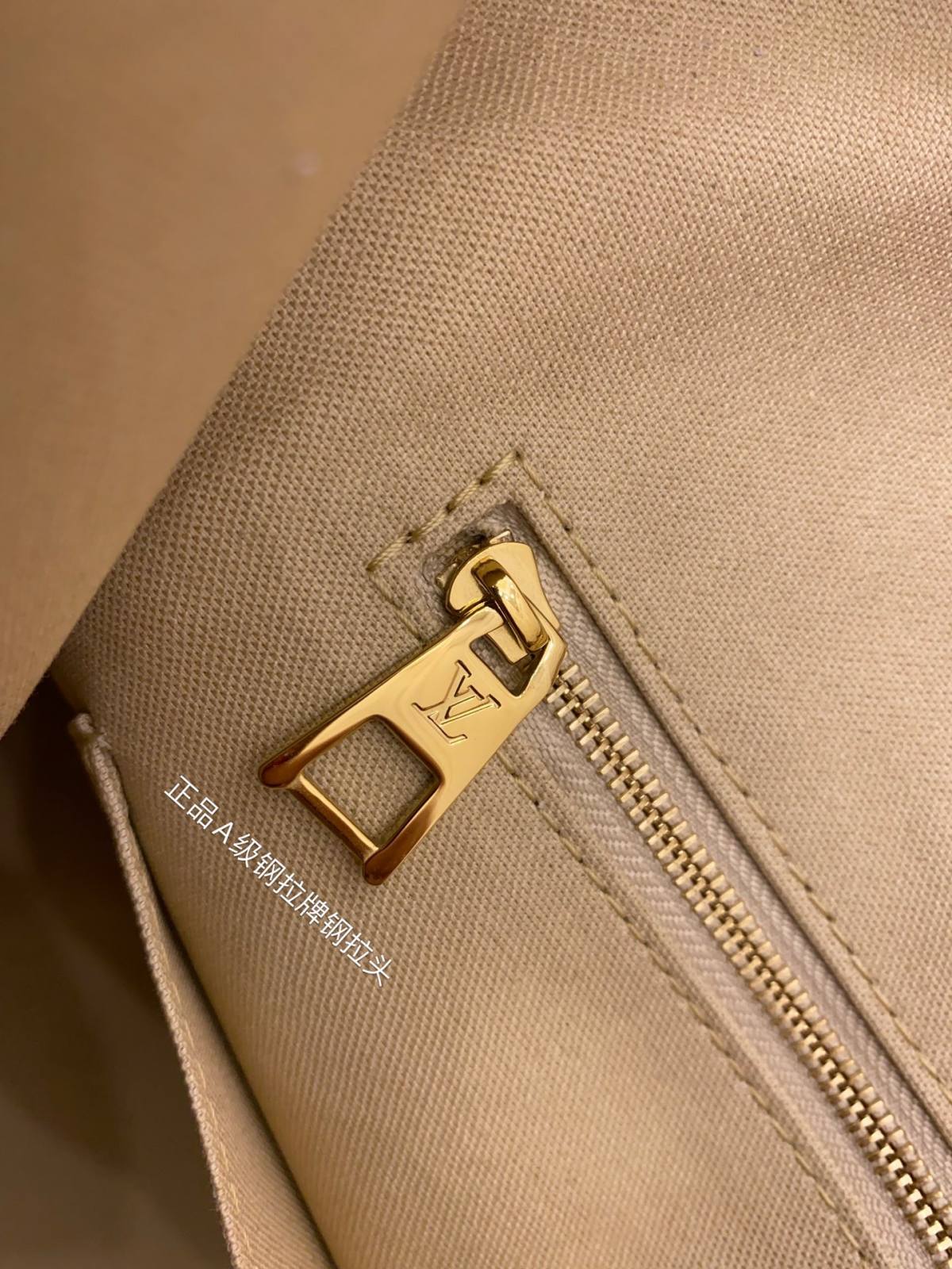 Ellebag Factory’s Expert Replication: Louis Vuitton Onthego Handbag in Monogram Green White (M44571)-Καλύτερης ποιότητας Fake Louis Vuitton Ηλεκτρονικό κατάστημα, Replica designer bag ru