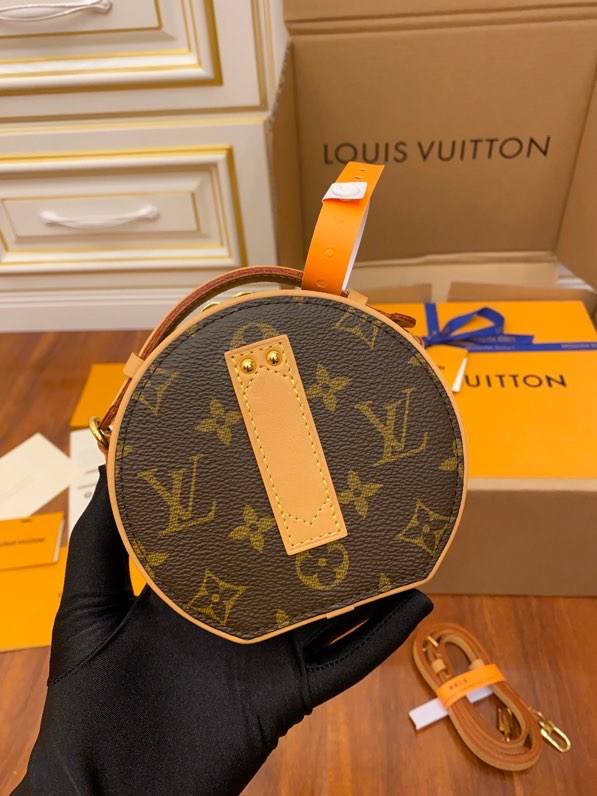 Ellebag Factory’s Replication Expertise for Louis Vuitton M44699 Mini Boite Chapeau SOUPLE Handbag-Zoo Zoo Fake Louis Vuitton Hnab Online Khw, Replica designer hnab ru