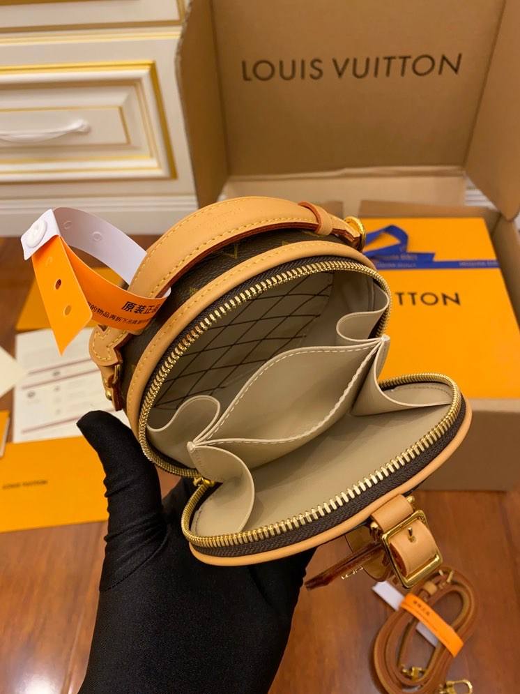 Ellebag Factory’s Replication Expertise for Louis Vuitton M44699 Mini Boite Chapeau SOUPLE Handbag-Botiga en línia de bosses falses de Louis Vuitton de millor qualitat, rèplica de bosses de disseny ru