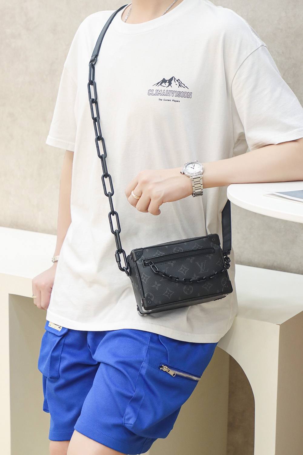 Ellebag Factory’s Expertise in Replicating Louis Vuitton M44735 Monogram Eclipse Black Mini Soft Trunk Handbag-ຄຸນະພາບທີ່ດີທີ່ສຸດ Fake Louis Vuitton Bag Online Store, Replica designer bag ru