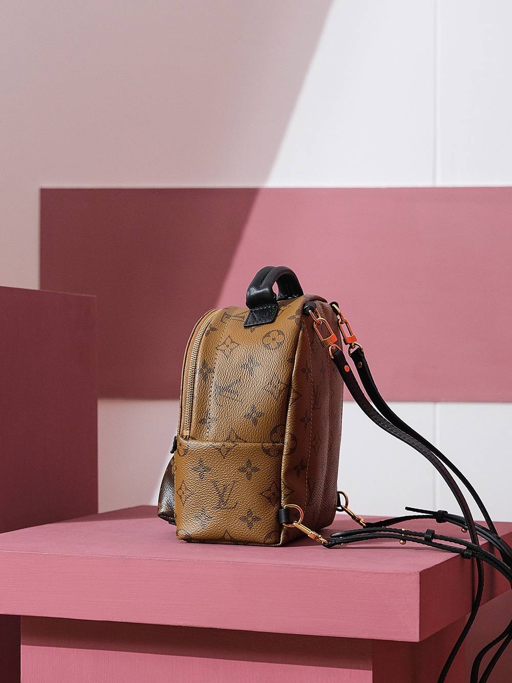 Ellebag Factory’s Expert Replication of Louis Vuitton PALM SPRINGS Mini Backpack (M44872)-Best Quality Fake Louis Vuitton Bag Online Store, Replica designer bag ru