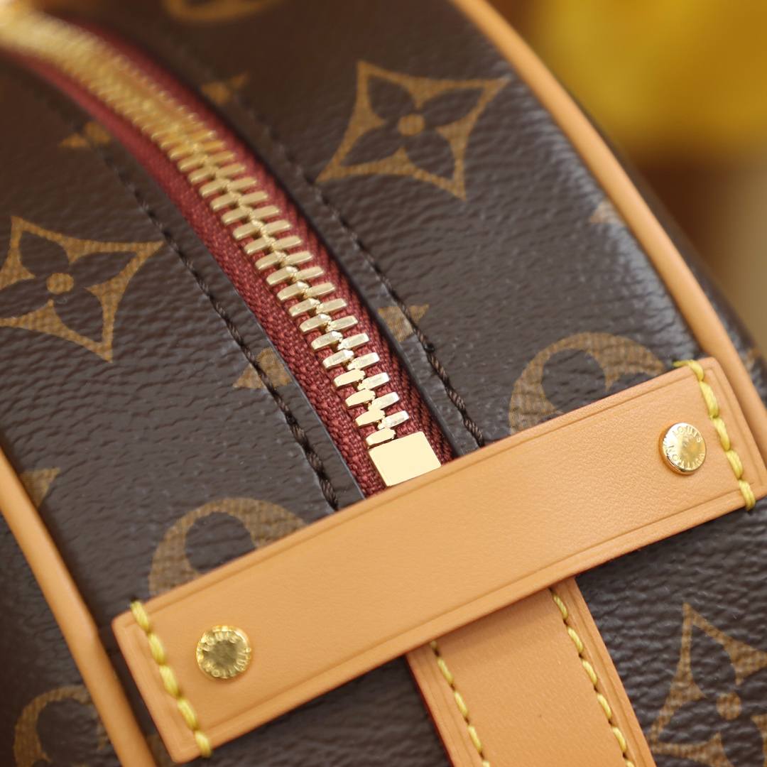 Ellebag Factory’s Replication Techniques for Louis Vuitton Boîte Chapeau Souple Bag (M45149)-Magazin online de geanți Louis Vuitton fals de cea mai bună calitate, geantă de designer replica ru