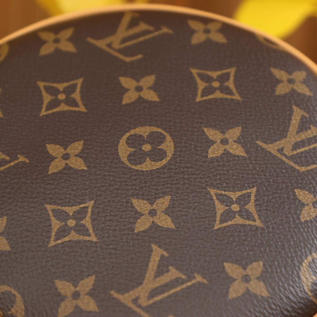 Ellebag Factory’s Replication Techniques for Louis Vuitton Boîte Chapeau Souple Bag (M45149)-Magazin online de geanți Louis Vuitton fals de cea mai bună calitate, geantă de designer replica ru