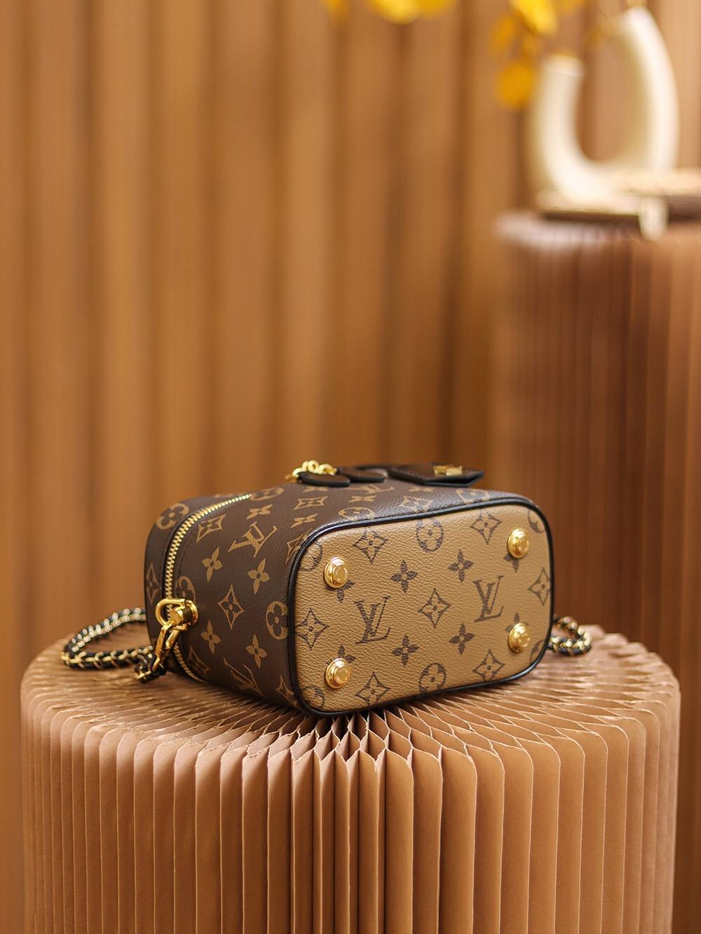 Ellebag Factory’s Replication Techniques for Louis Vuitton VANITY Small Handbag (M45165)-Loja online de bolsa Louis Vuitton falsa de melhor qualidade, bolsa de designer de réplica ru