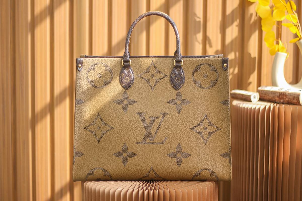 Ellebag Factory’s Replication Techniques for Louis Vuitton ONTHEGO Large Handbag (M45320)-بہترین معیار کا جعلی لوئس ووٹن بیگ آن لائن اسٹور، ریپلیکا ڈیزائنر بیگ آر یو