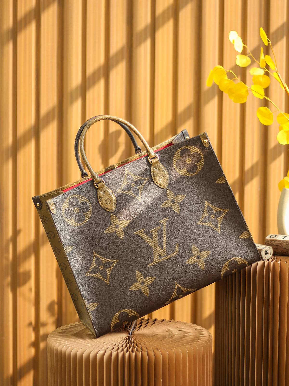 Ellebag Factory’s Replication Techniques for Louis Vuitton ONTHEGO Large Handbag (M45320)-Best Quality Fake Louis Vuitton Bag Online Store, Replica designer bag ru