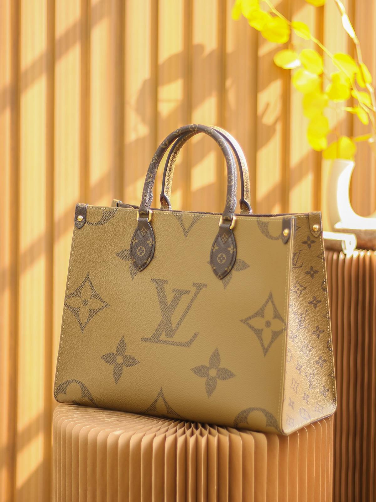 Ellebag Factory’s Replication Techniques for Louis Vuitton M45321 Onthego Medium Handbag-Best Quality Fake Louis Vuitton Bag Online Store, Replica designer bag ru