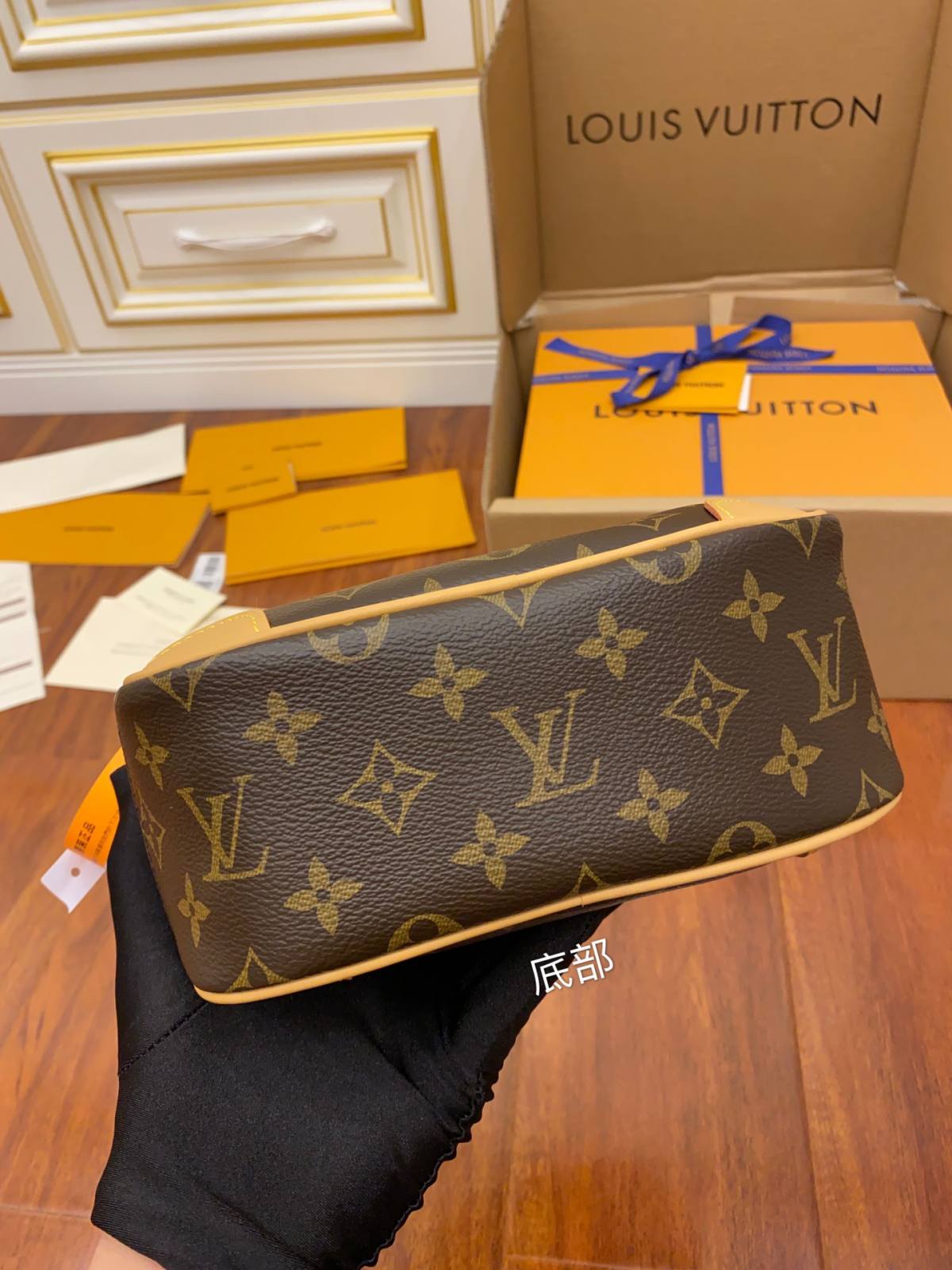 Ellebag Factory’s Replication Techniques for Louis Vuitton M45528 Mini Luggage Deauville Mini Handbag-最高品質の偽のルイヴィトンバッグオンラインストア、レプリカデザイナーバッグru