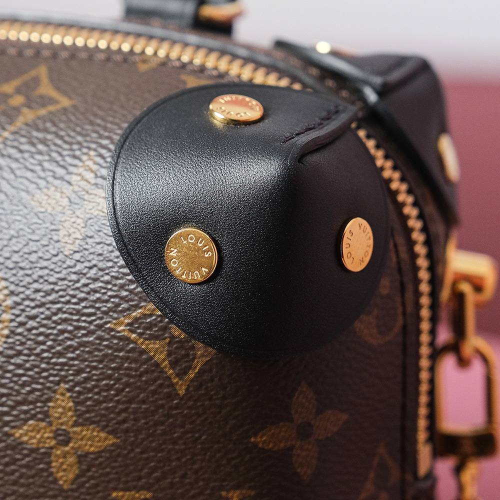 Ellebag Factory’s Replication Techniques for Louis Vuitton Petite Malle Aouple Black Bag M45571-Meilleure qualité de faux sac Louis Vuitton en ligne, réplique de sac de créateur ru