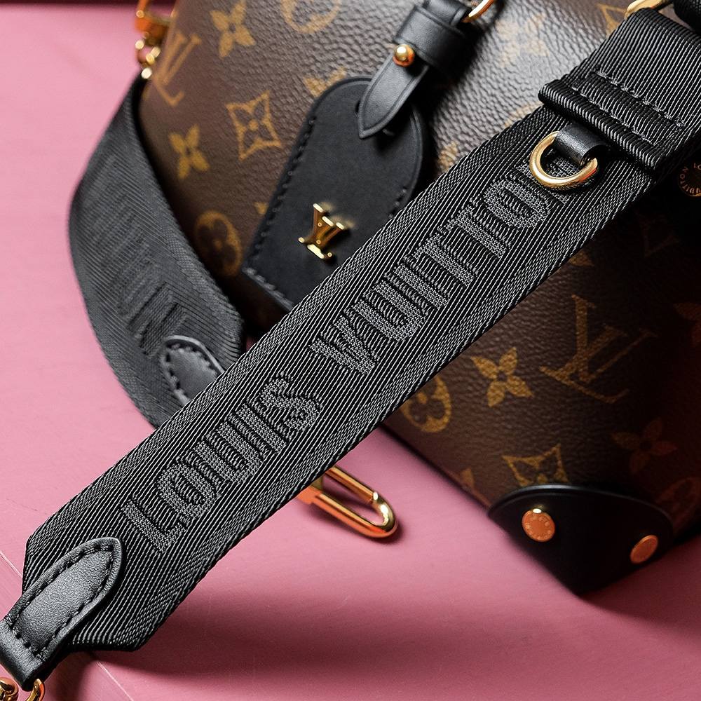 Ellebag Factory’s Replication Techniques for Louis Vuitton Petite Malle Aouple Black Bag M45571-Meilleure qualité de faux sac Louis Vuitton en ligne, réplique de sac de créateur ru