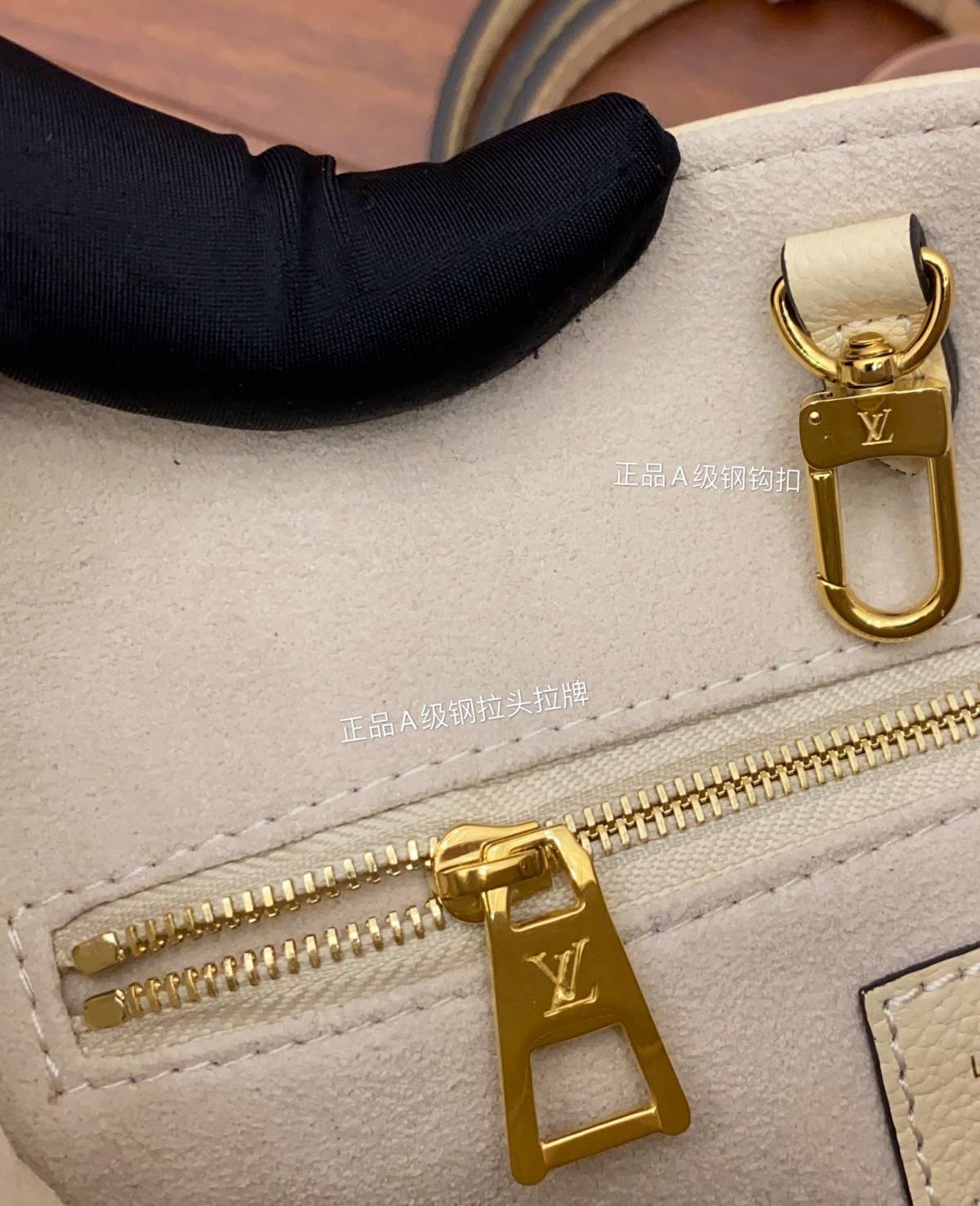 Ellebag Factory’s Replication Techniques for Louis Vuitton M45654 Cream Print Onthego Small Tote Bag-Negoziu in linea di borse Louis Vuitton falsi di migliore qualità, borsa di design di replica ru