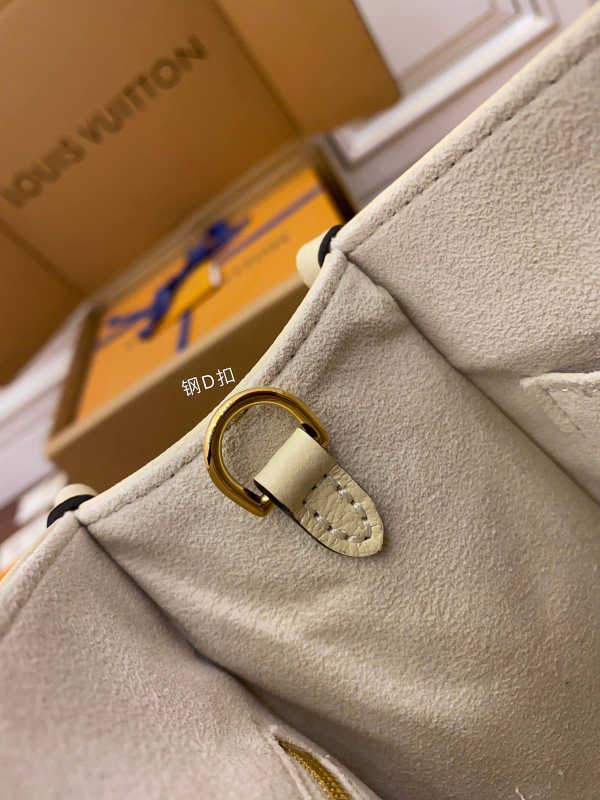 Ellebag Factory’s Replication Techniques for Louis Vuitton M45654 Cream Print Onthego Small Tote Bag-Best Quality Fake Louis Vuitton Bag Online Store ، حقيبة مصمم طبق الأصل ru