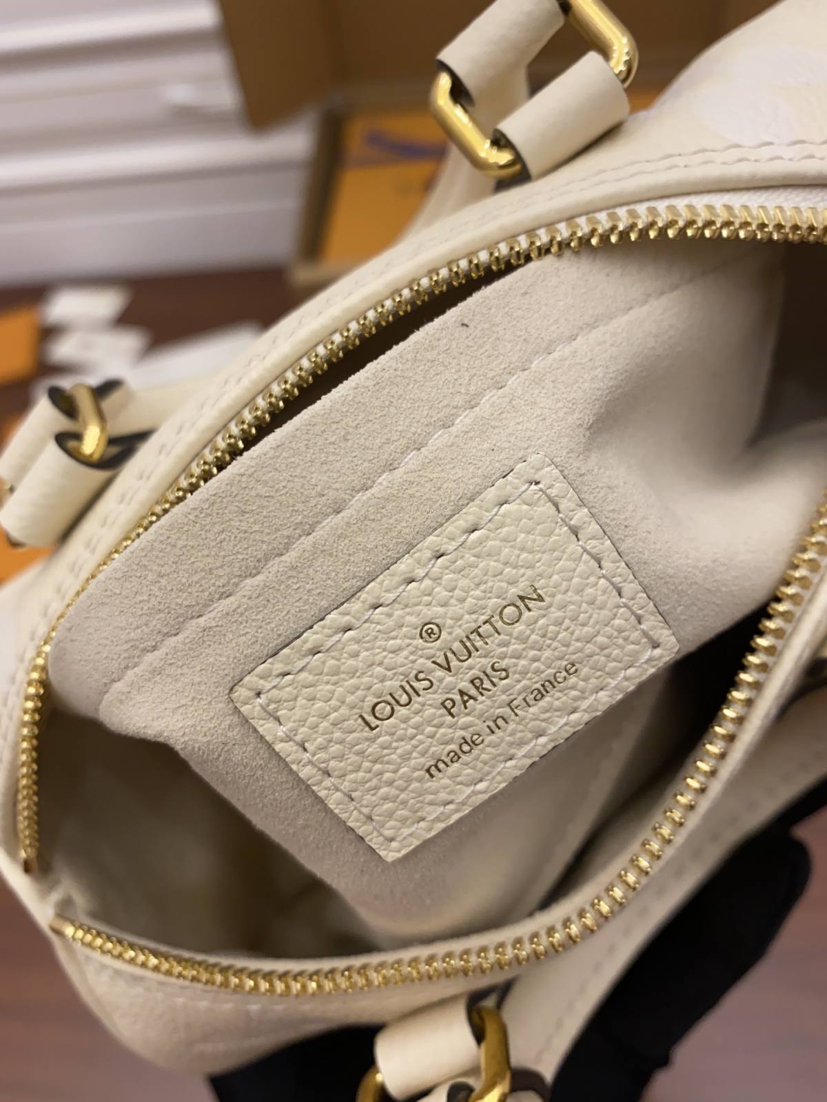 Ellebag Factory’s Replication Techniques for Louis Vuitton PAPILLON BB Handbag (M45708) – Vanilla Yellow-Labing Maayo nga Kalidad nga Peke nga Louis Vuitton Bag Online Store, Replica designer bag ru