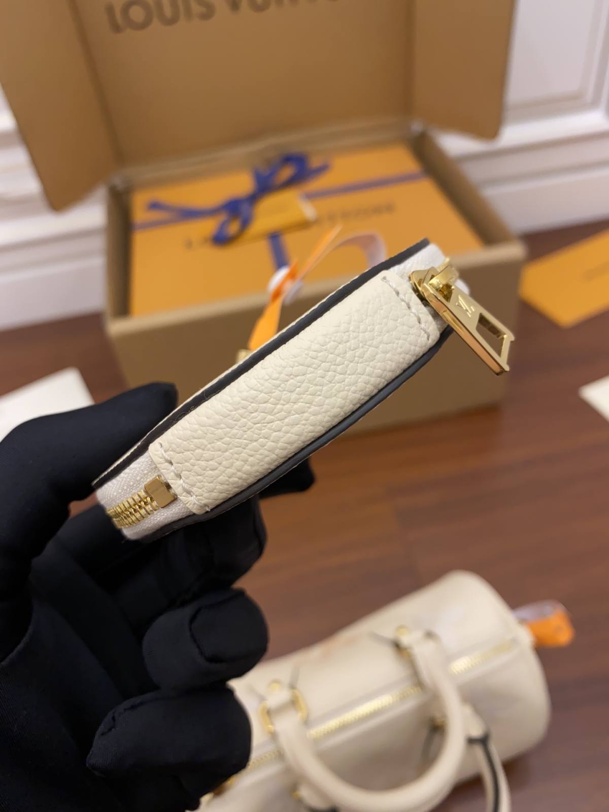 Ellebag Factory’s Replication Techniques for Louis Vuitton PAPILLON BB Handbag (M45708) – Vanilla Yellow-Best Quality Replica designer Bag factory in China