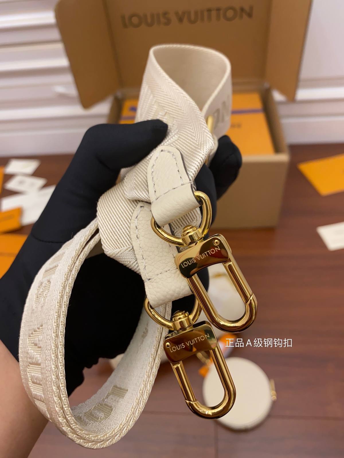 Ellebag Factory’s Replication Techniques for Louis Vuitton PAPILLON BB Handbag (M45708) – Vanilla Yellow-Best Quality Fake Louis Vuitton Bag Online Store ، حقيبة مصمم طبق الأصل ru