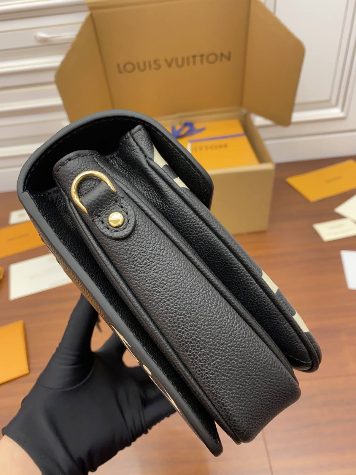 Ellebag Factory’s Replication Techniques for Louis Vuitton M45773 Pochette Métis-Negozio in linea della borsa falsa di Louis Vuitton di migliore qualità, borsa del progettista della replica ru