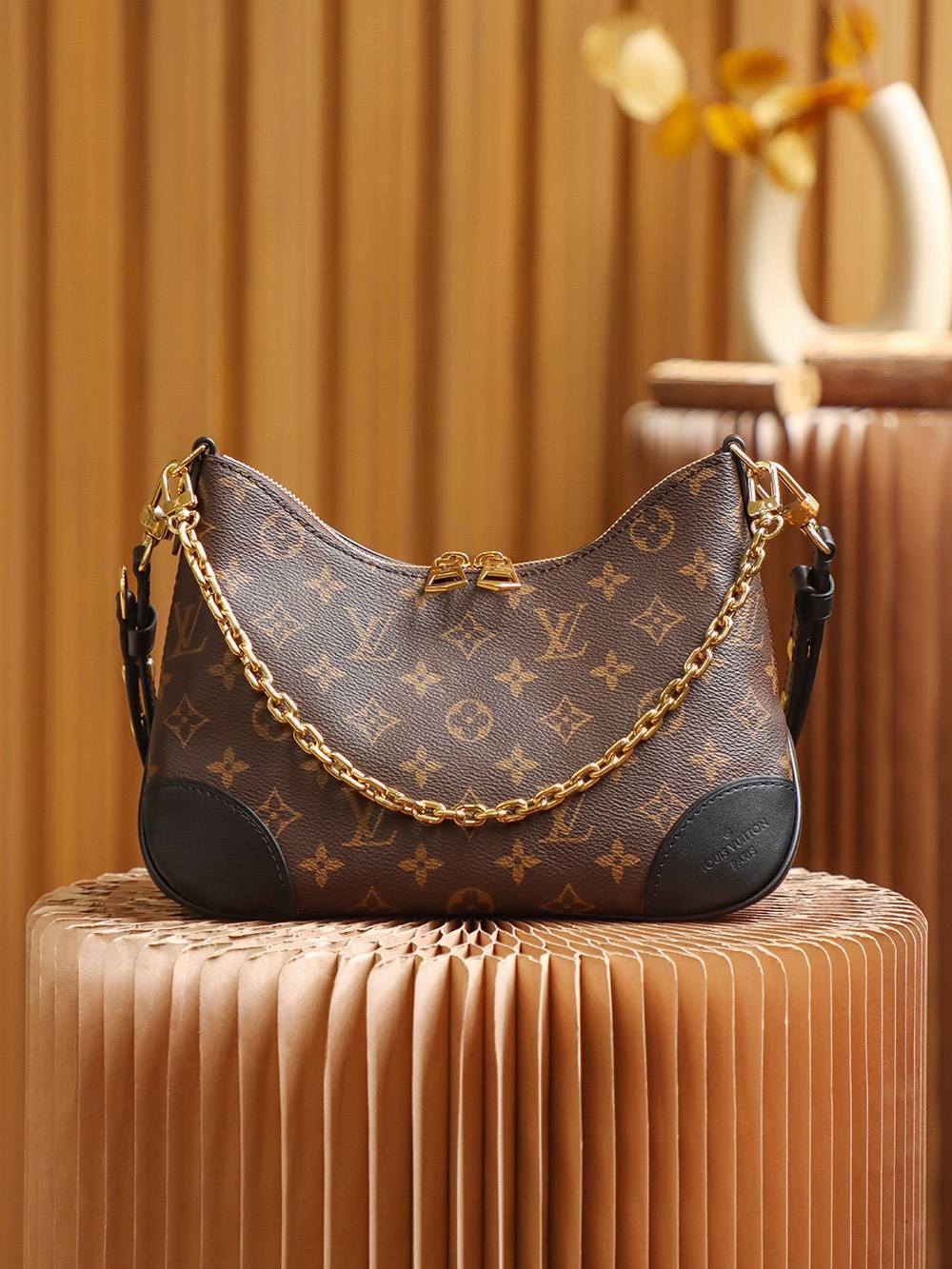 Ellebag Factory’s Replication Techniques for Louis Vuitton BOULOGNE Handbag (M45831)-Best Quality Fake Louis Vuitton Bag Online Store, Replica designer bag ru