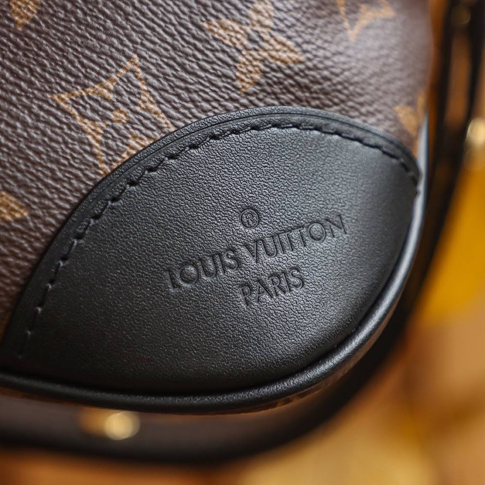 Ellebag Factory’s Replication Techniques for Louis Vuitton BOULOGNE Handbag (M45831)-En İyi Kalite Sahte Louis Vuitton Çanta Online Mağazası, Çoğaltma tasarımcı çanta ru