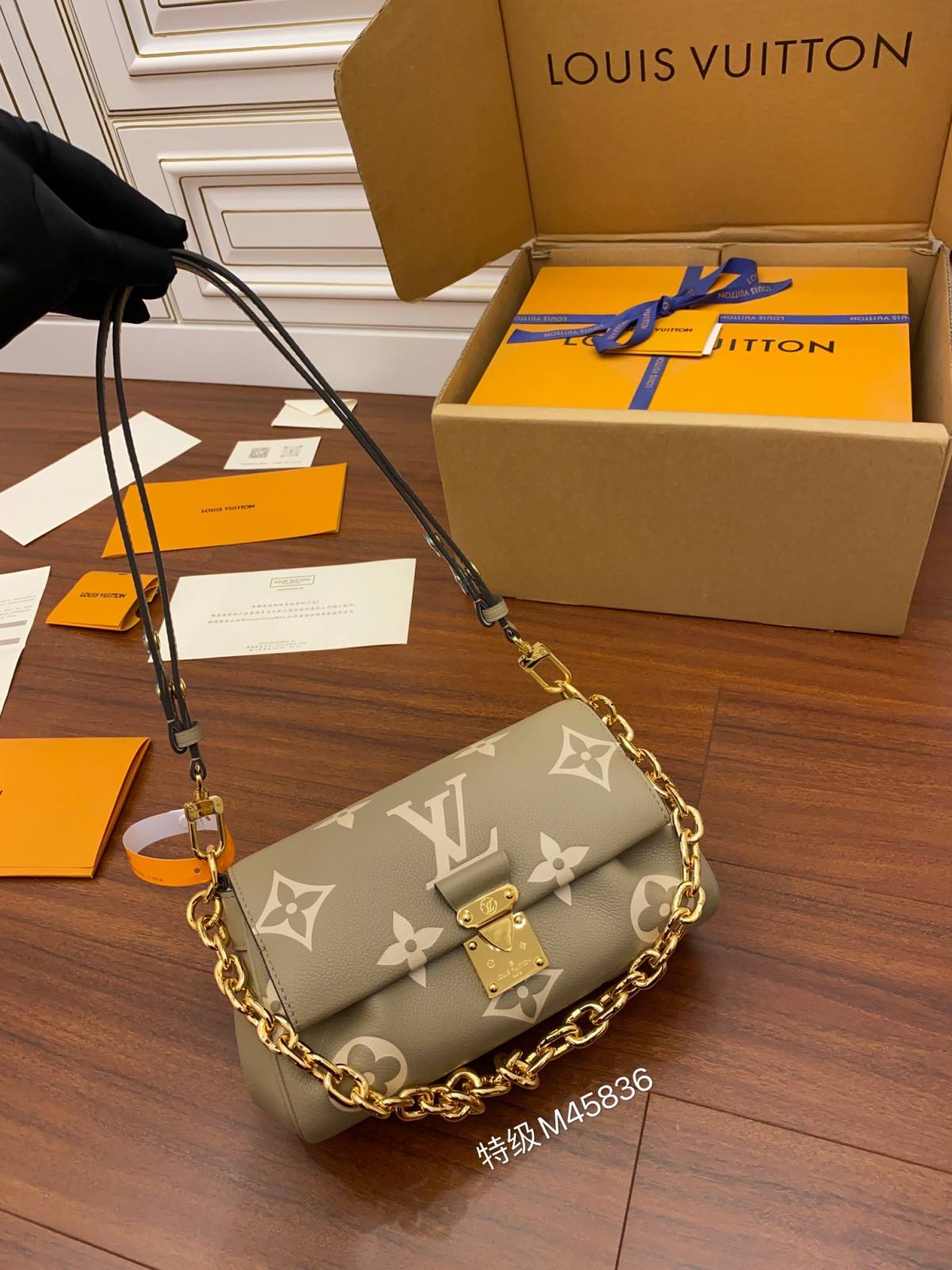 Ellebag Factory’s Replication Techniques for Louis Vuitton M45836 Elephant Grey Embossed FAVORITE Handbag-Online obchod s falošnou taškou Louis Vuitton najvyššej kvality, replika značkovej tašky ru