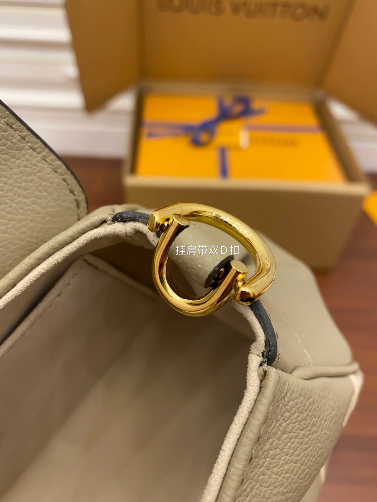 Ellebag Factory’s Replication Techniques for Louis Vuitton M45836 Elephant Grey Embossed FAVORITE Handbag-Best Quality Fake Louis Vuitton Bag Online Store, Replica designer bag ru