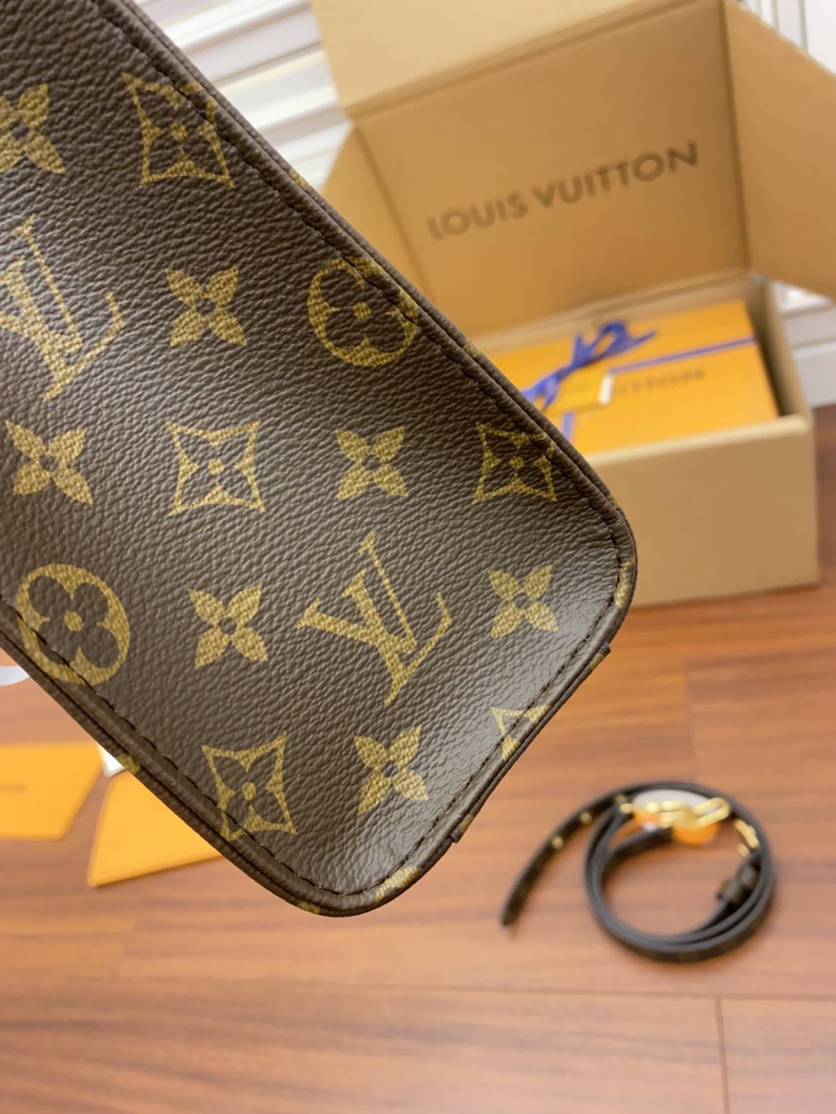 Ellebag Factory’s Replication Techniques for Louis Vuitton PETIT SAC PLAT BB Handbag (M45847)-Інтэрнэт-крама падробленай сумкі Louis Vuitton лепшай якасці, рэплікі дызайнерскай сумкі ru