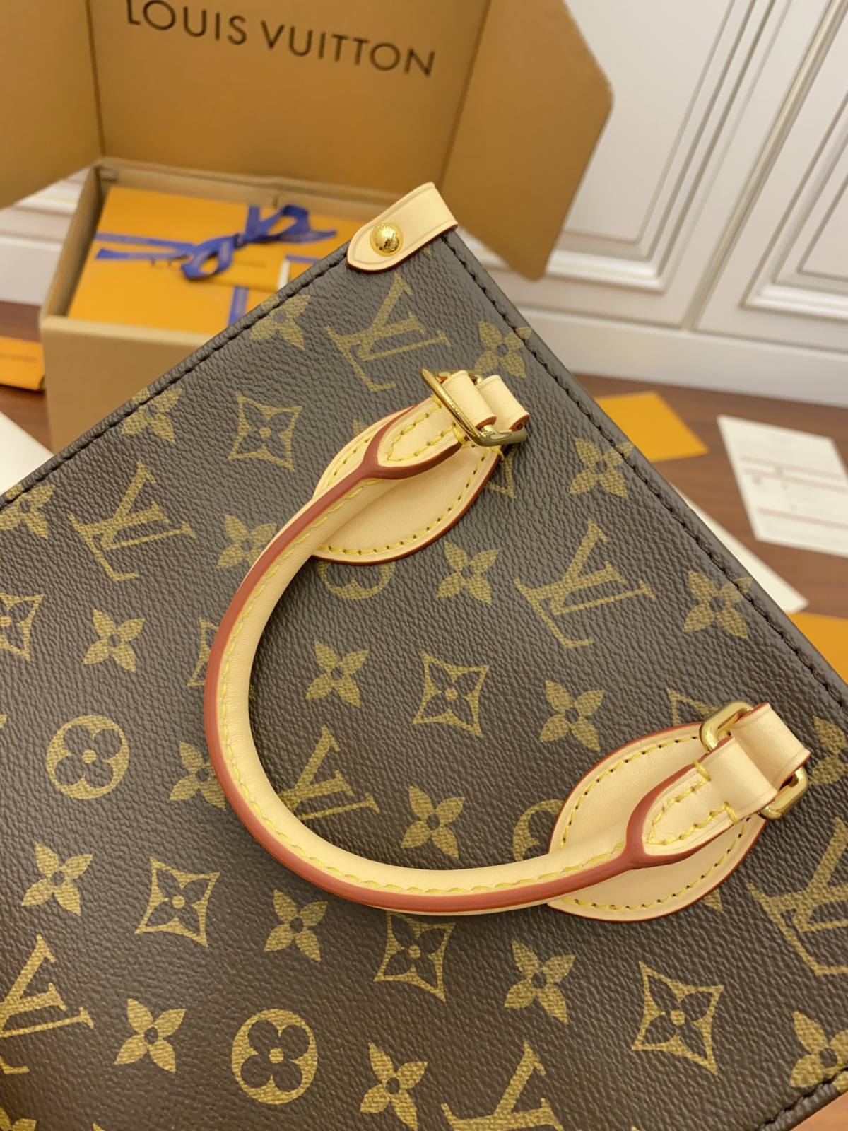 Ellebag Factory’s Replication Techniques for Louis Vuitton PETIT SAC PLAT BB Handbag (M45847)-Best Quality Fake Louis Vuitton Bag Online Store, Replica designer bag ru