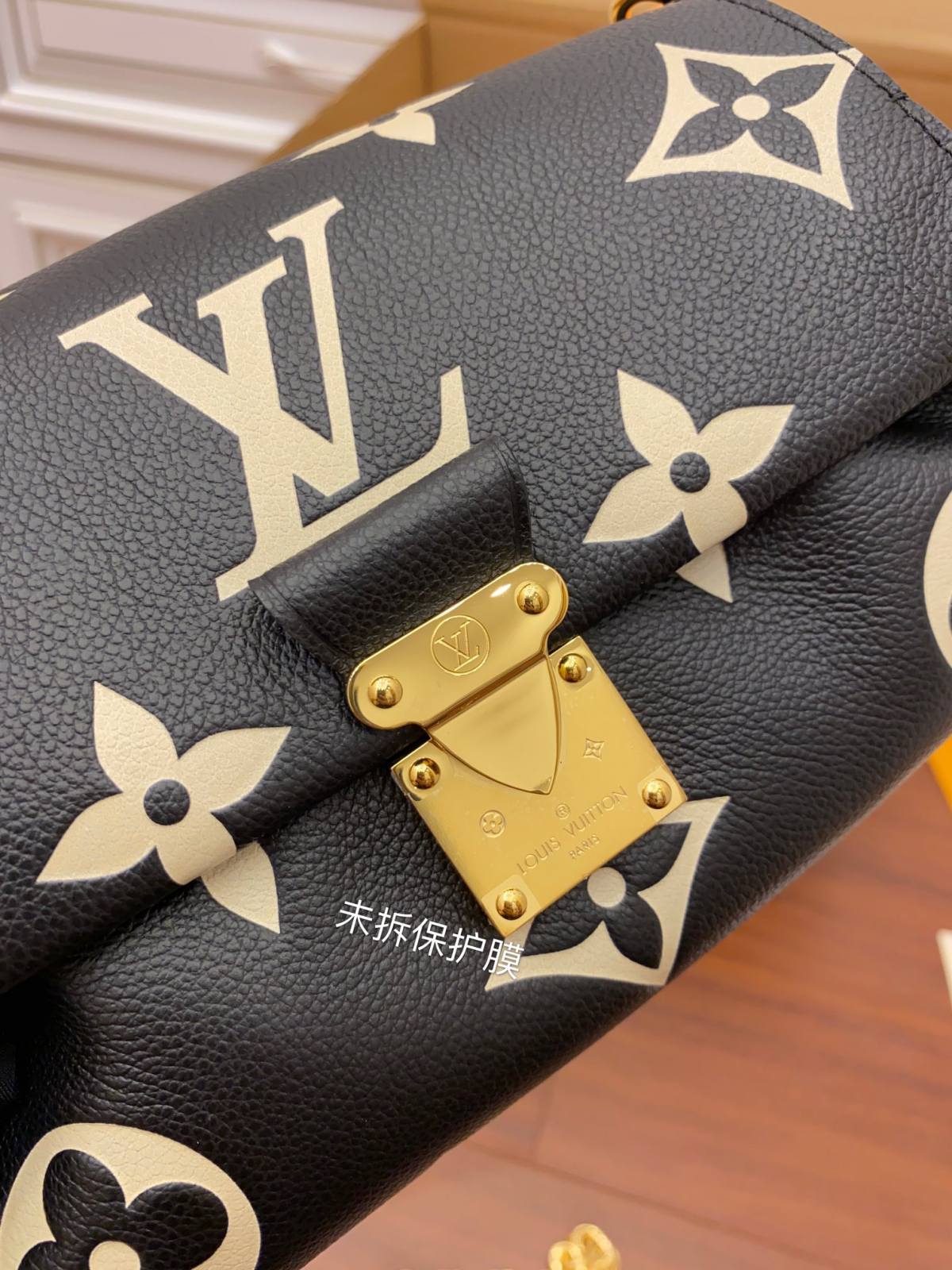 Ellebag Factory’s Replication Techniques for Louis Vuitton FAVORITE Handbag (M45859)-Best Quality Replica designer Bag factory in China