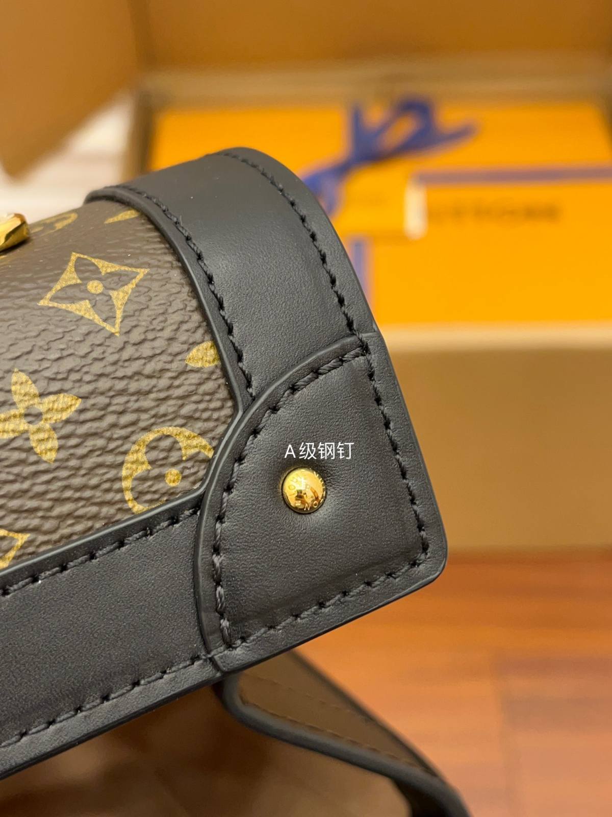 Ellebag Factory’s Replication Techniques for Louis Vuitton TRIANON Small Handbag (M45908)-Labākās kvalitātes viltotās Louis Vuitton somas tiešsaistes veikals, dizaineru somas kopija ru