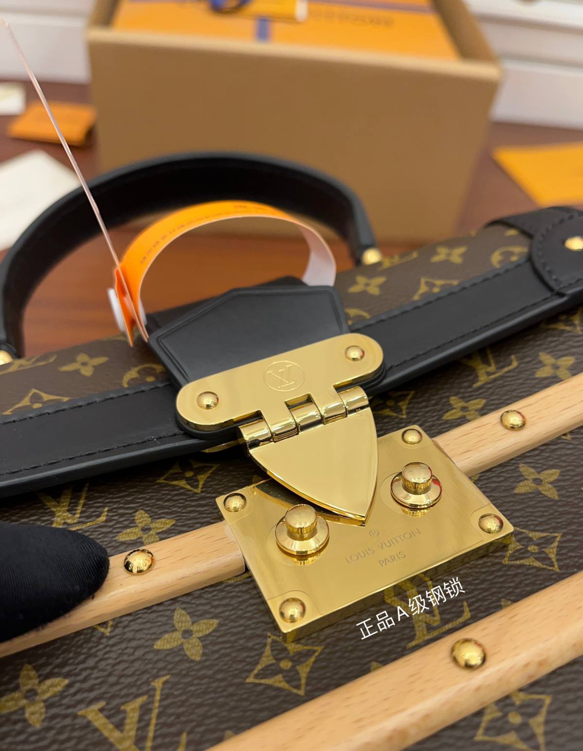 Ellebag Factory’s Replication Techniques for Louis Vuitton TRIANON Small Handbag (M45908)-Labākās kvalitātes viltotās Louis Vuitton somas tiešsaistes veikals, dizaineru somas kopija ru