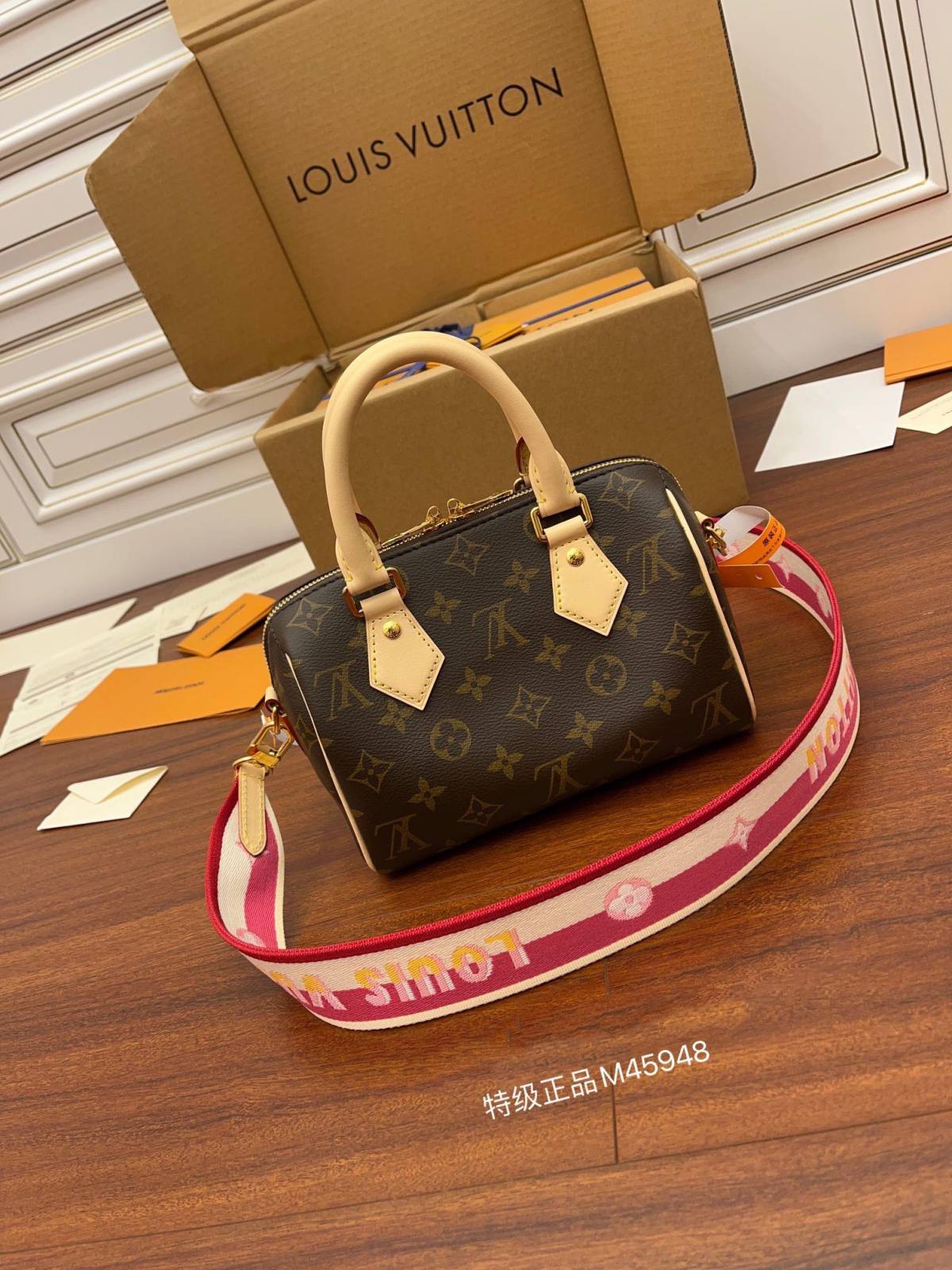 Ellebag Factory’s Replication Techniques for Louis Vuitton SPEEDY 20 Handbag (M45948) – 2021 Autumn/Winter Collection-Best Quality Replica designer Bag factory in China