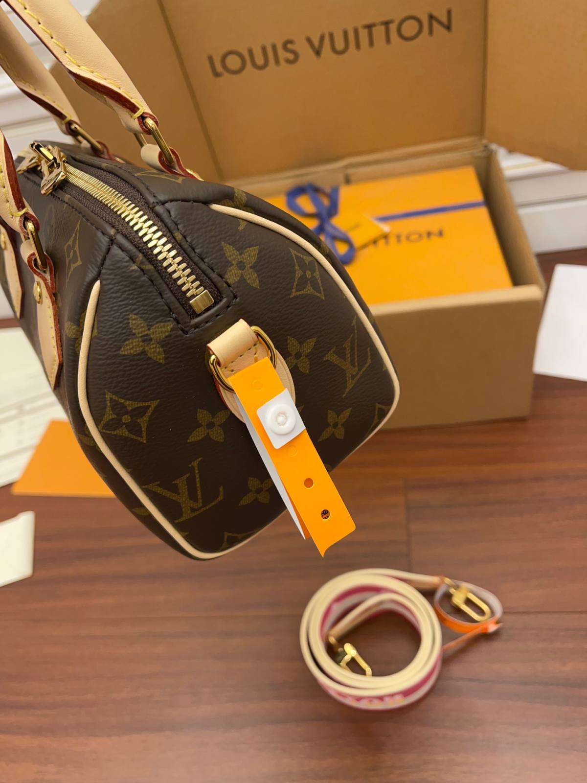 Ellebag Factory’s Replication Techniques for Louis Vuitton SPEEDY 20 Handbag (M45948) – 2021 Autumn/Winter Collection-Meilleure qualité de faux sac Louis Vuitton en ligne, réplique de sac de créateur ru