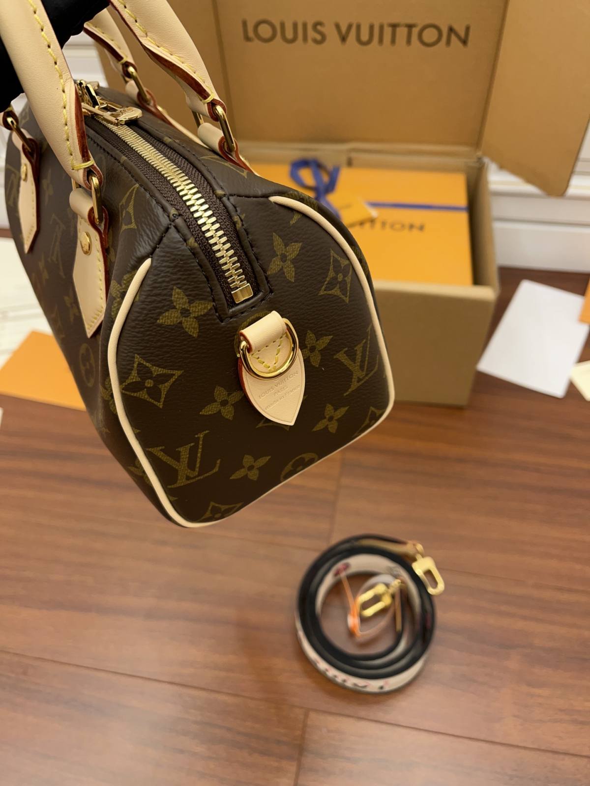 Ellebag Factory’s Replication Techniques for Louis Vuitton SPEEDY BANDOULIÈRE 20 Handbag (M45957) Apricot-최고의 품질 가짜 루이비통 가방 온라인 스토어, 복제 디자이너 가방 ru