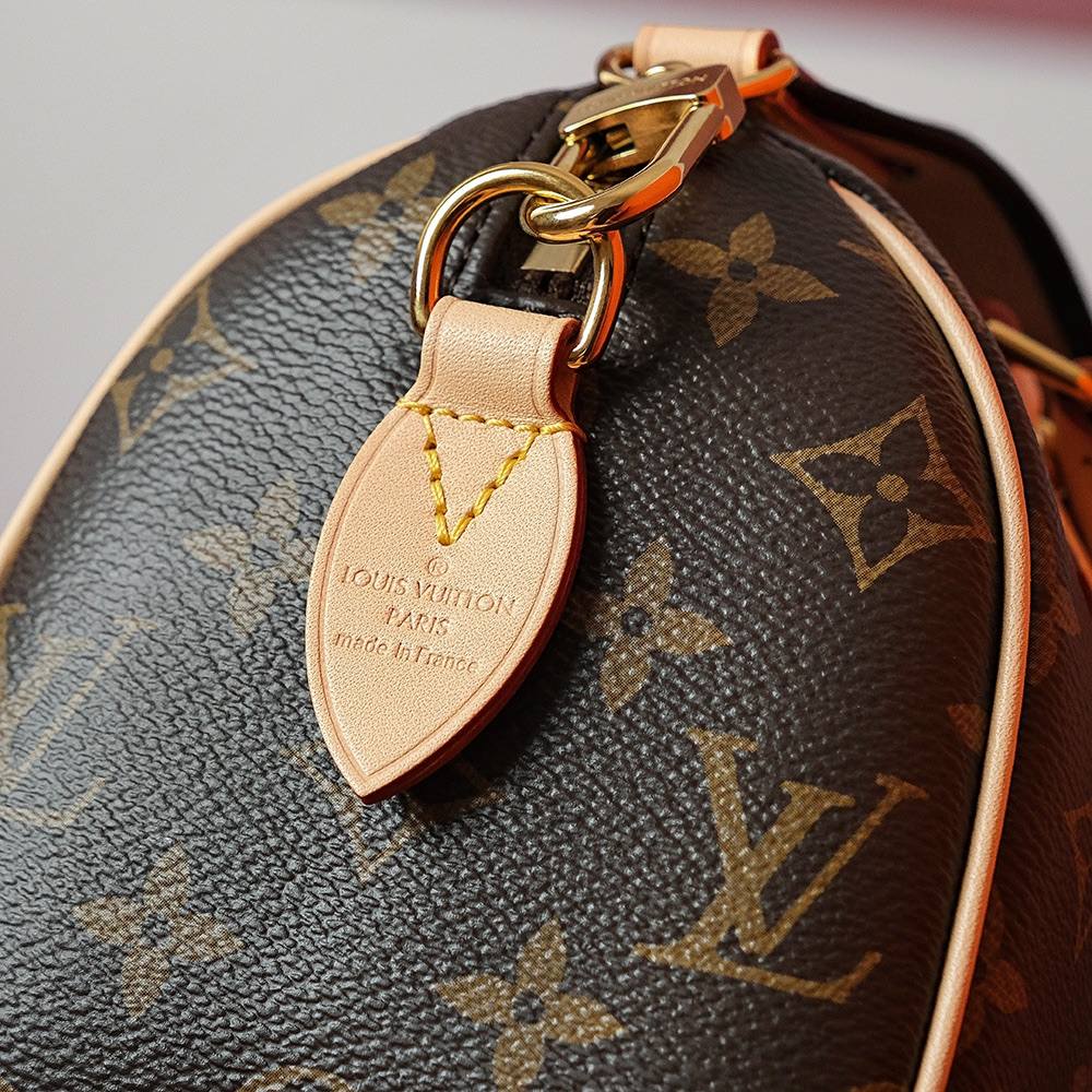 Ellebag Factory’s Replication Techniques for Louis Vuitton SPEEDY BANDOULIÈRE 20 Handbag (M45957) with Black Wide Shoulder Strap-Nejkvalitnější falešná taška Louis Vuitton Online Store, Replica designer bag ru