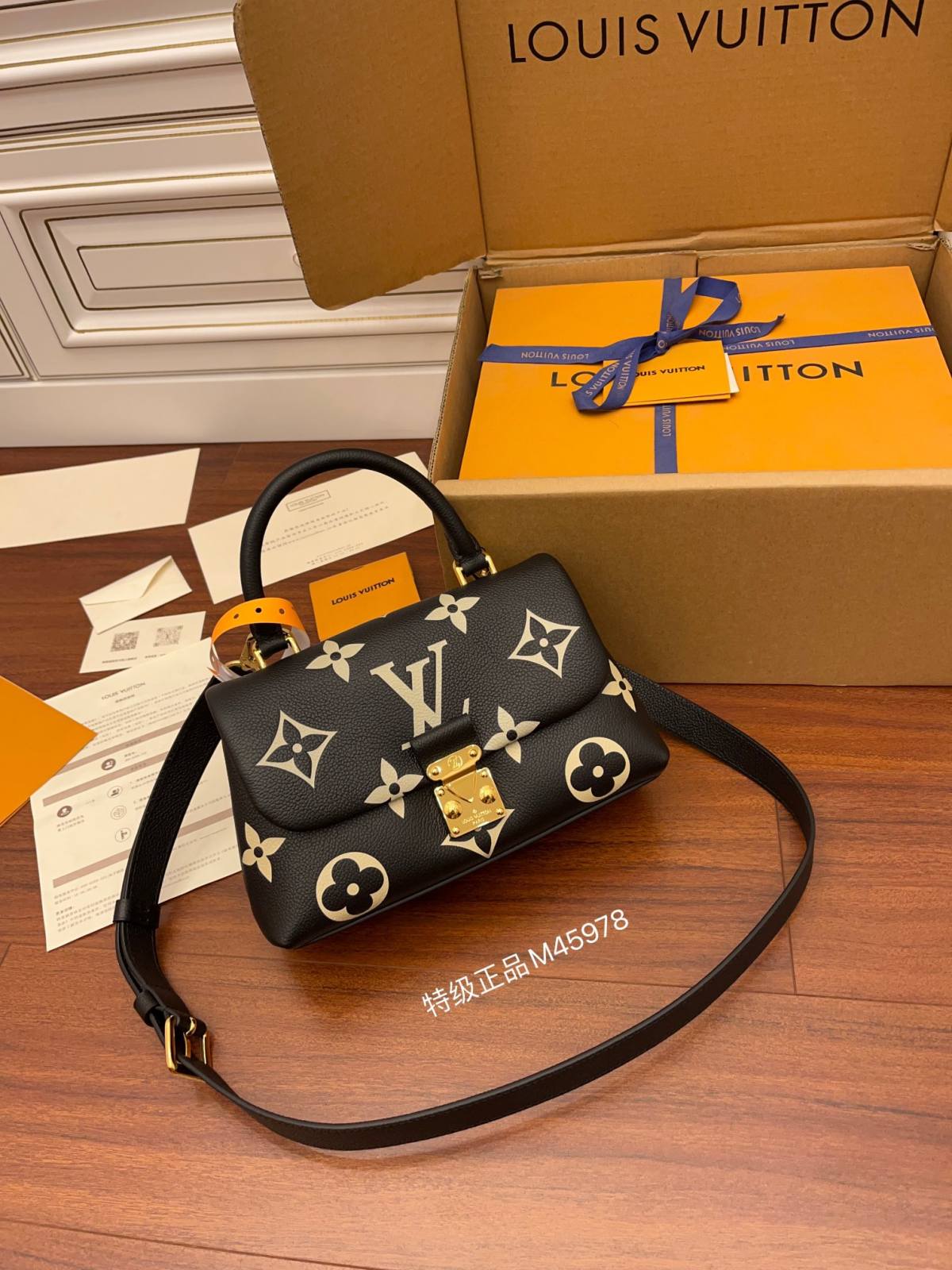 Ellebag Factory’s Replication Techniques for Louis Vuitton M45978 Black Print Madeleine BB Handbag-Negoziu in linea di borse Louis Vuitton falsi di migliore qualità, borsa di design di replica ru