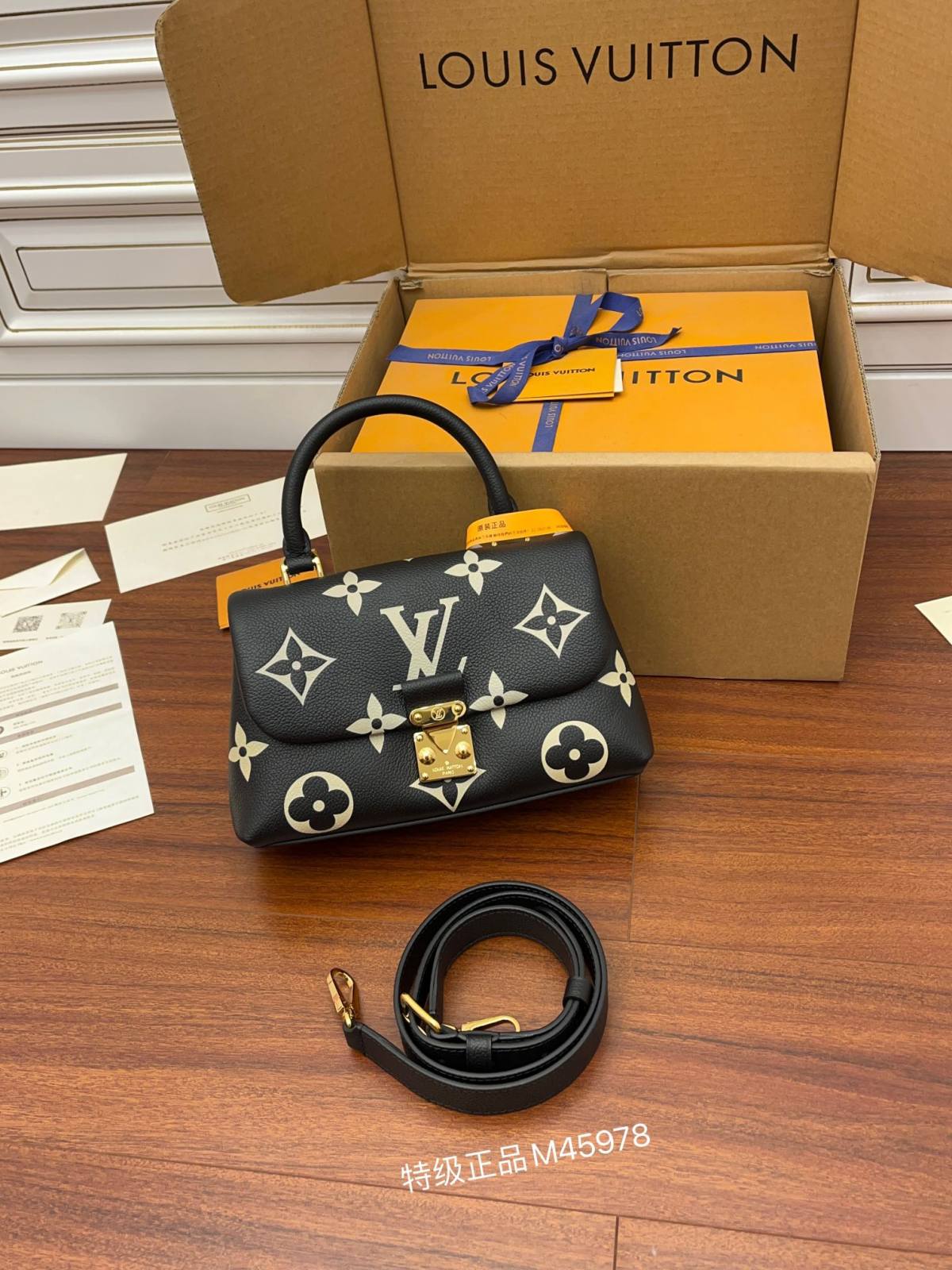 Ellebag Factory’s Replication Techniques for Louis Vuitton M45978 Black Print Madeleine BB Handbag-בעסטער קוואַליטעט שווינדל לוי ווויטטאָן באַג אָנליין קראָם, רעפּליקע דיזיינער זעקל רו