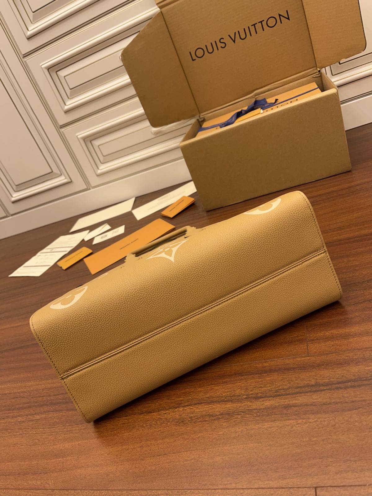 Ellebag Factory’s Replication Techniques for Louis Vuitton M45982 Onthego Handbag-最好的質量假路易威登包網上商店，複製設計師包 ru