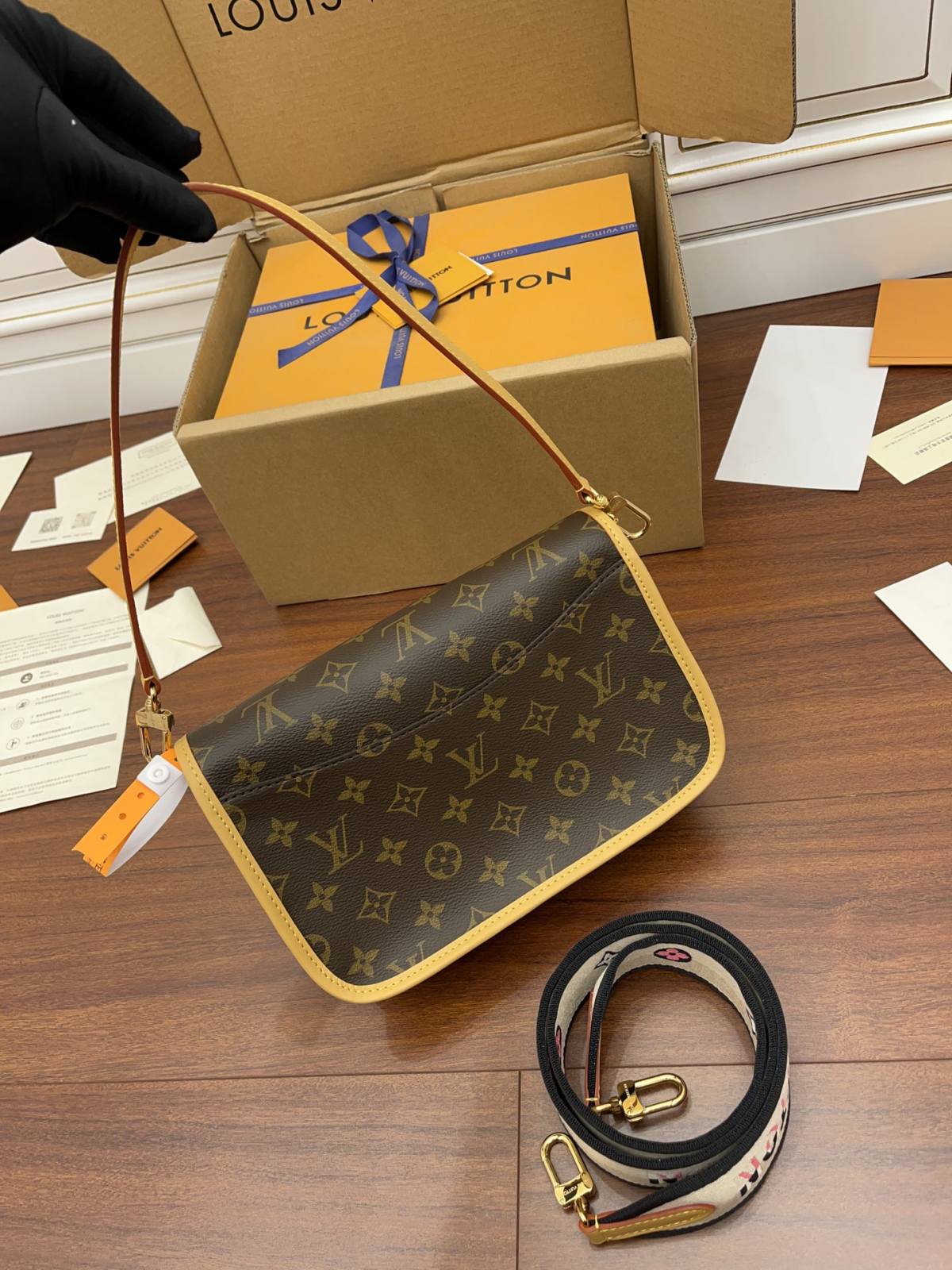 Ellebag Factory’s Replication Techniques for Louis Vuitton DIANE Handbag (M45985)-Paras laatu väärennetty Louis Vuitton laukku verkkokauppa, replika suunnittelija laukku ru