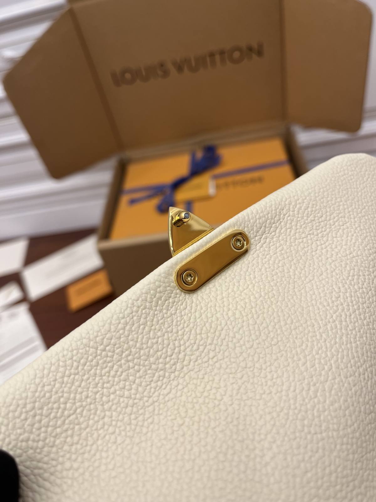 Ellebag Factory’s Replication Techniques for Louis Vuitton Madeleine BB in Milk Cream Full Leather (M46008)-Լավագույն որակի կեղծ Louis Vuitton պայուսակների առցանց խանութ, Replica դիզայներական պայուսակ ru