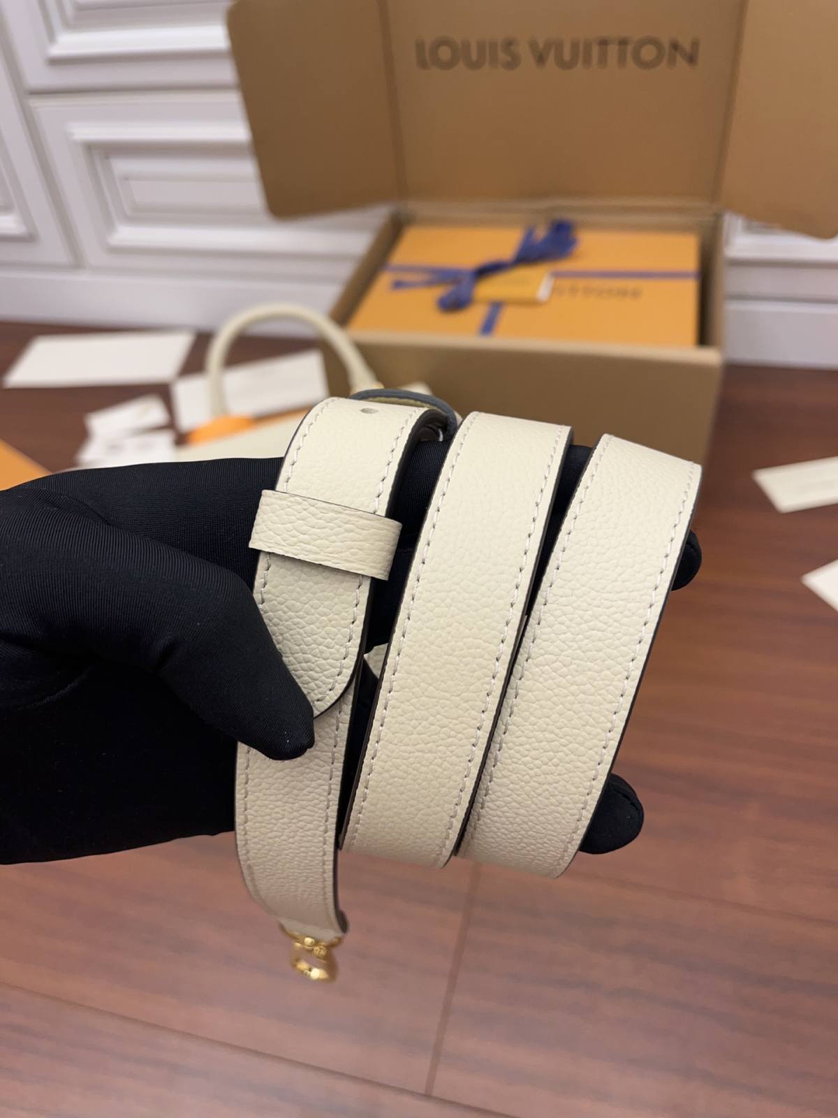 Ellebag Factory’s Replication Techniques for Louis Vuitton Madeleine BB in Milk Cream Full Leather (M46008)-Լավագույն որակի կեղծ Louis Vuitton պայուսակների առցանց խանութ, Replica դիզայներական պայուսակ ru