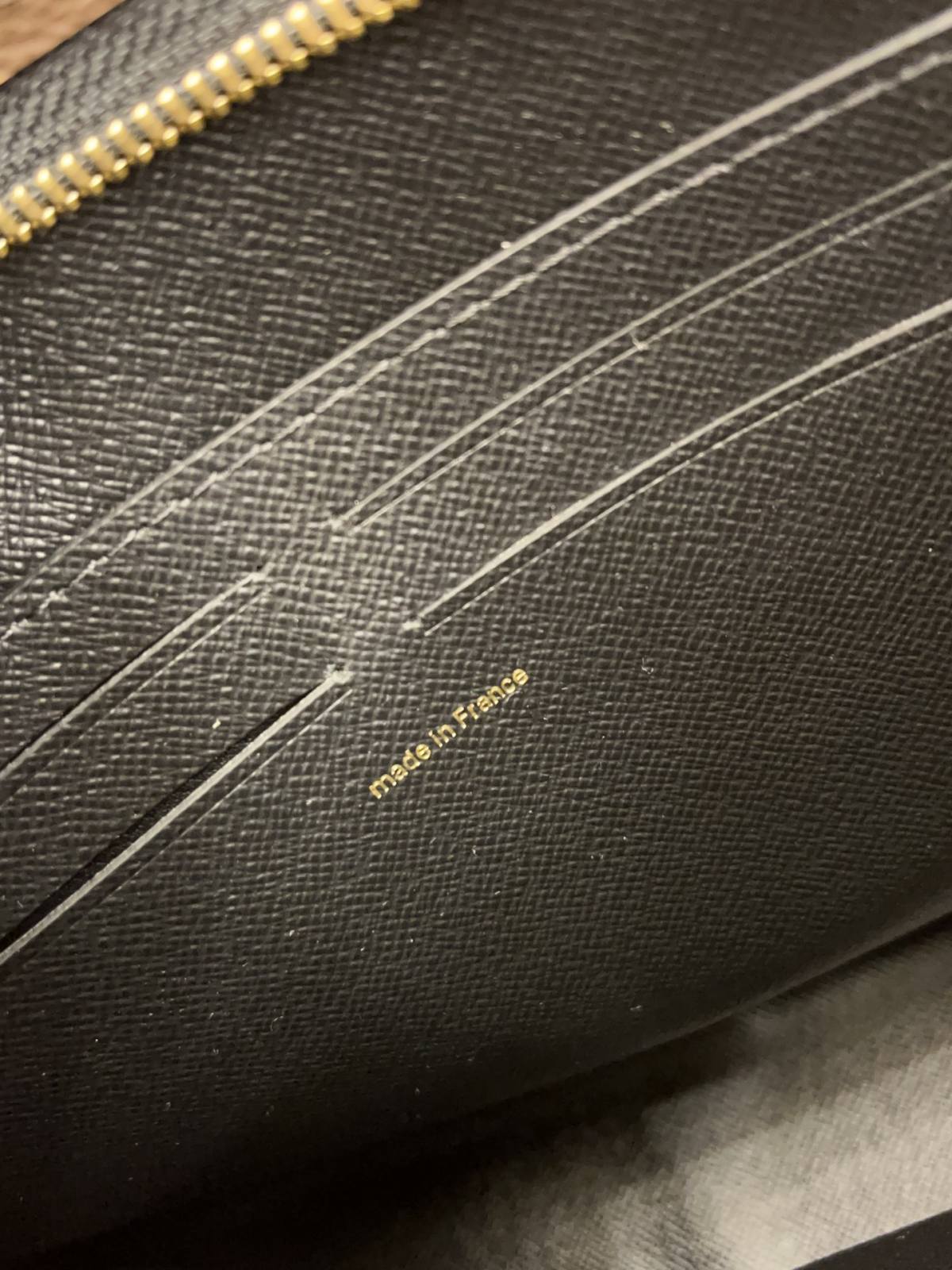 Ellebag Factory’s Replication Techniques for Louis Vuitton POCHE TOILETTE NM (M46037) Toiletry Bag-Umgangatho ogqwesileyo woMgangatho weFake weLouis Vuitton kwiVenkile ye-Intanethi, ibhegi yomyili weReplica ru