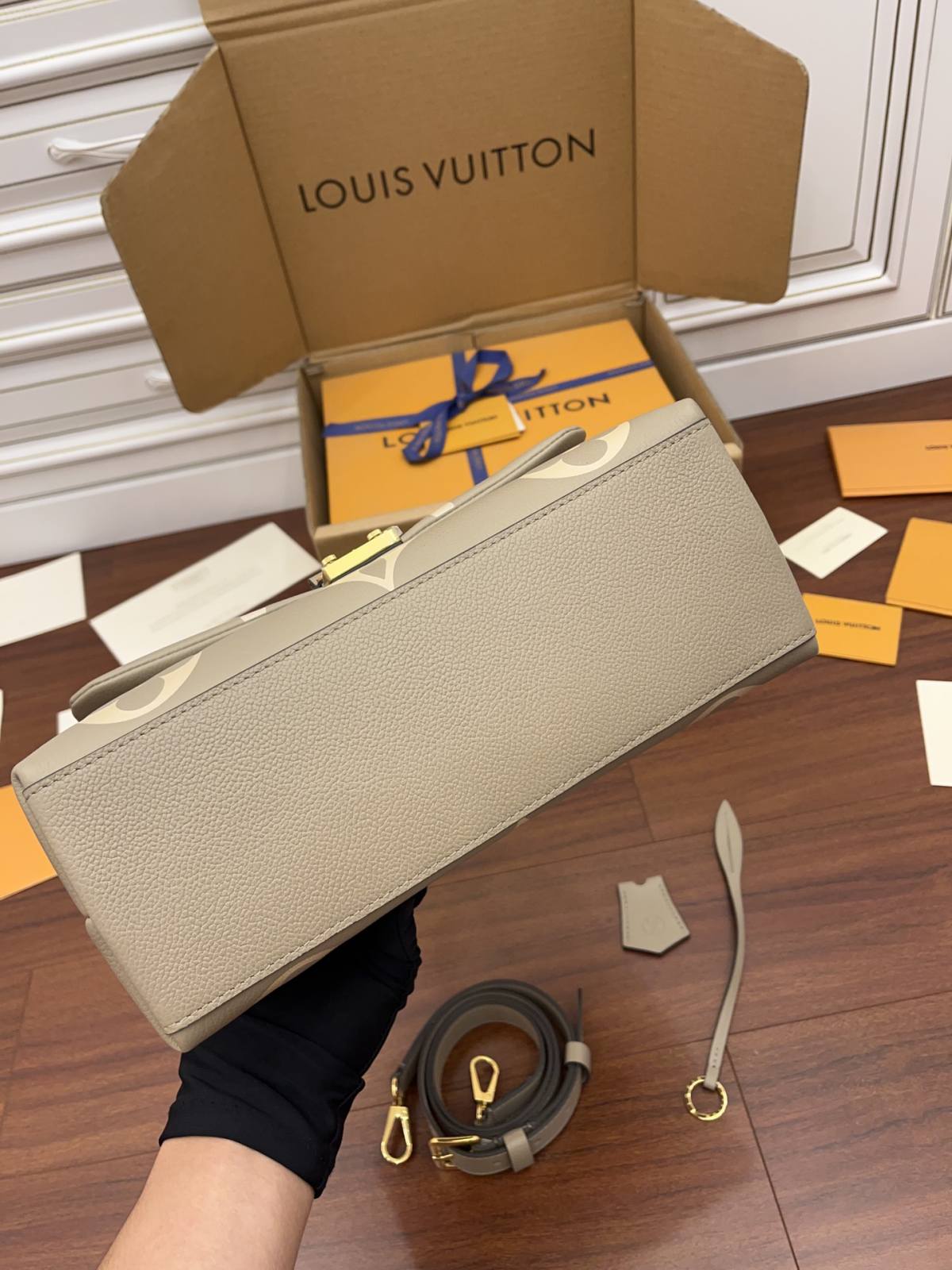 Ellebag Factory’s Replication Techniques for Louis Vuitton M46041 Bicolor Embossed Grained Calfskin Madeleine Medium Handbag-Best Quality Fake Louis Vuitton Bag Online Store, Replica designer bag ru