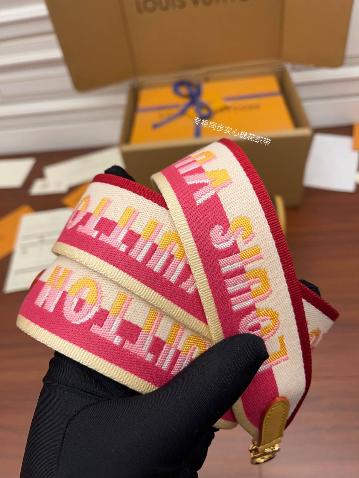 Ellebag Factory’s Replication Techniques for Louis Vuitton DIANE Handbag (M46049) Magenta-最高品質の偽のルイヴィトンバッグオンラインストア、レプリカデザイナーバッグru