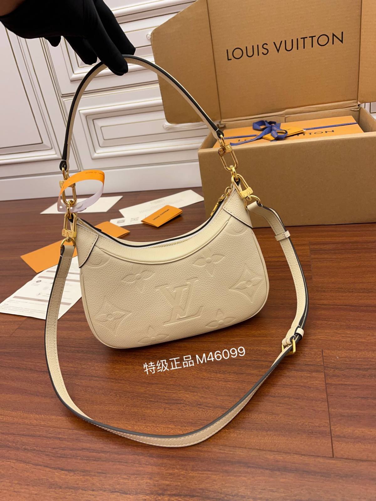 Ellebag Factory’s Replication Techniques for Louis Vuitton BAGATELLE Handbag (M46099) in White-Best Quality Fake Louis Vuitton Bag Online Store, Replica designer bag ru