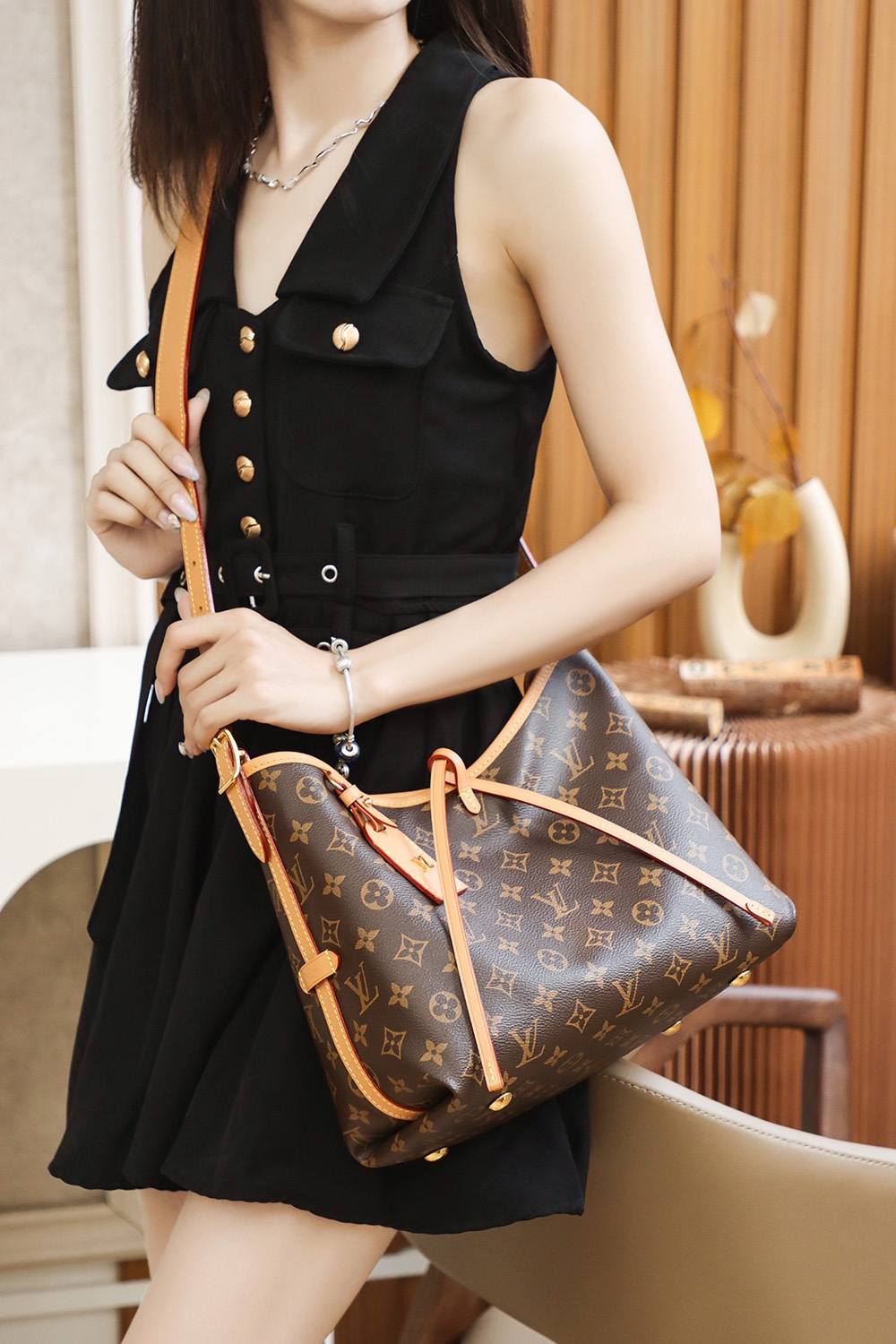 Ellebag Factory Replication Techniques for Louis Vuitton Carryall Small Handbag M46203-उत्तम गुणवत्ता नकली लुई Vuitton बैग ऑनलाइन स्टोर, प्रतिकृति डिजाइनर बैग ru