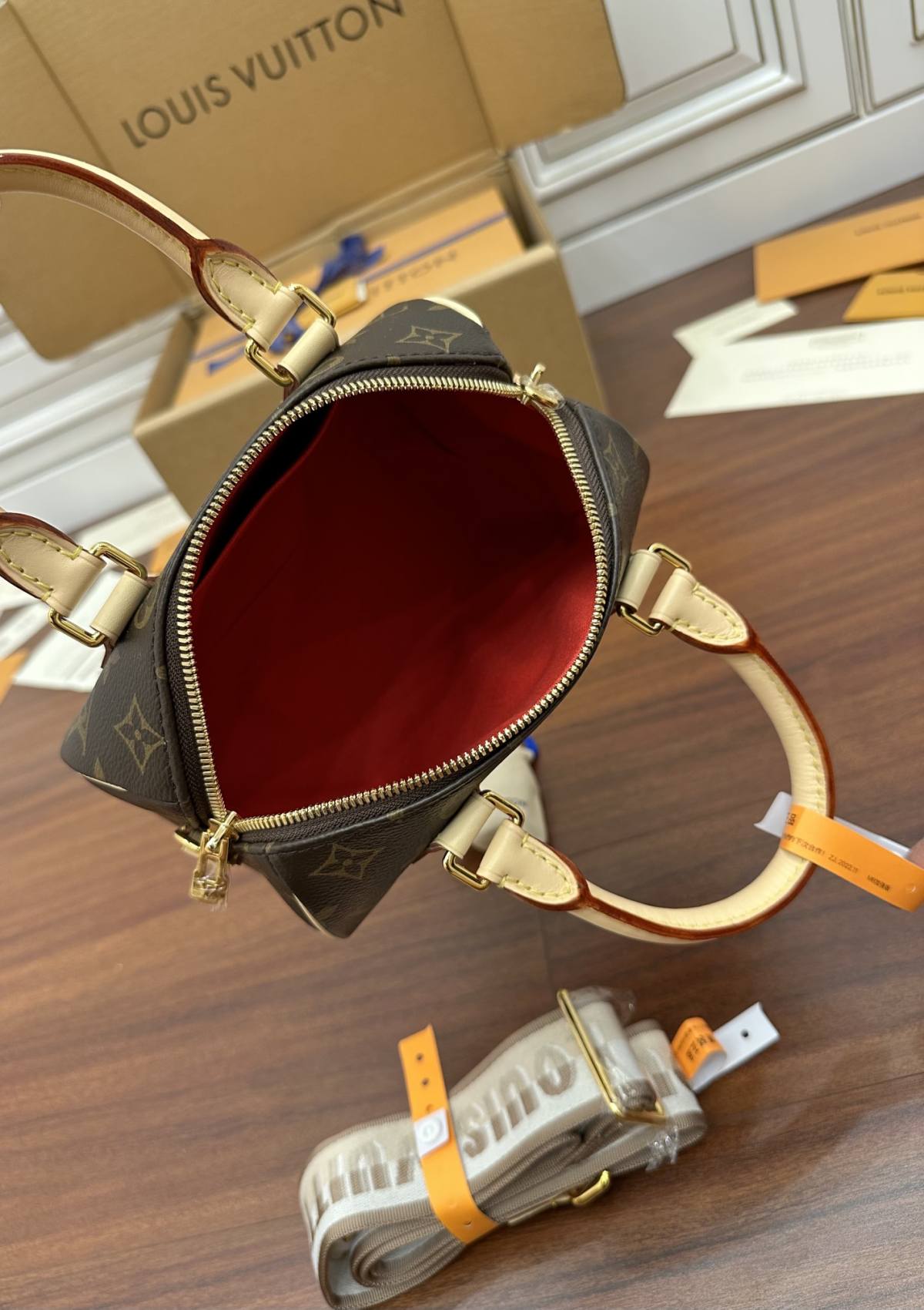 Ellebag Factory Replication Techniques for Louis Vuitton Speedy Bandoulière 20 Handbag (M46222)-Najlepsza jakość fałszywych torebek Louis Vuitton Sklep internetowy, projektant repliki torebki ru