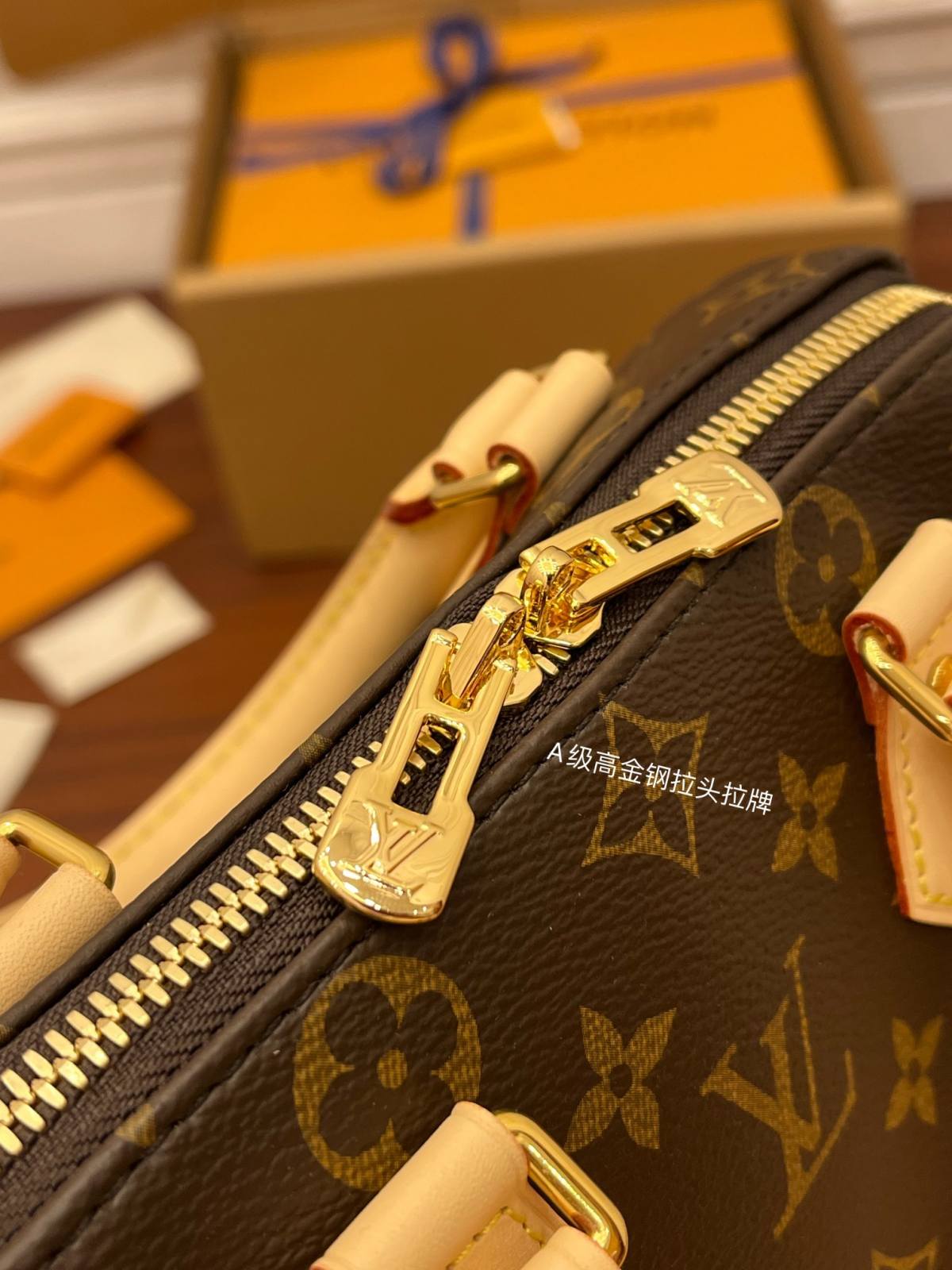 Ellebag Factory Replication Techniques for Louis Vuitton SPEEDY 20 Pillow Bag (M46234)-最高品質の偽のルイヴィトンバッグオンラインストア、レプリカデザイナーバッグru