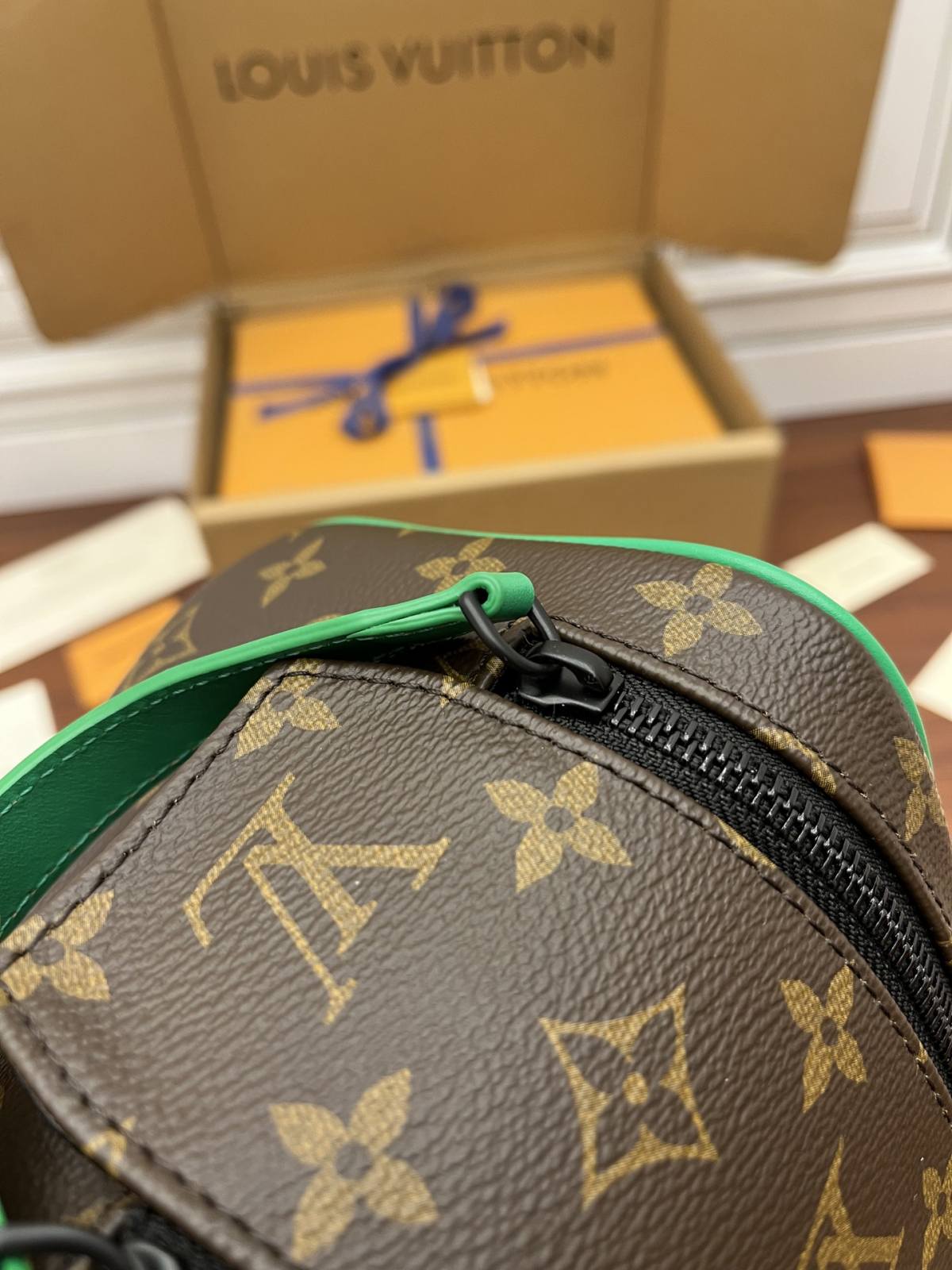 Ellebag Factory Replication Techniques for Louis Vuitton DOPP KIT Toiletry Bag (M46253) – Green Monogram Macassar Canvas-Nejkvalitnější falešná taška Louis Vuitton Online Store, Replica designer bag ru