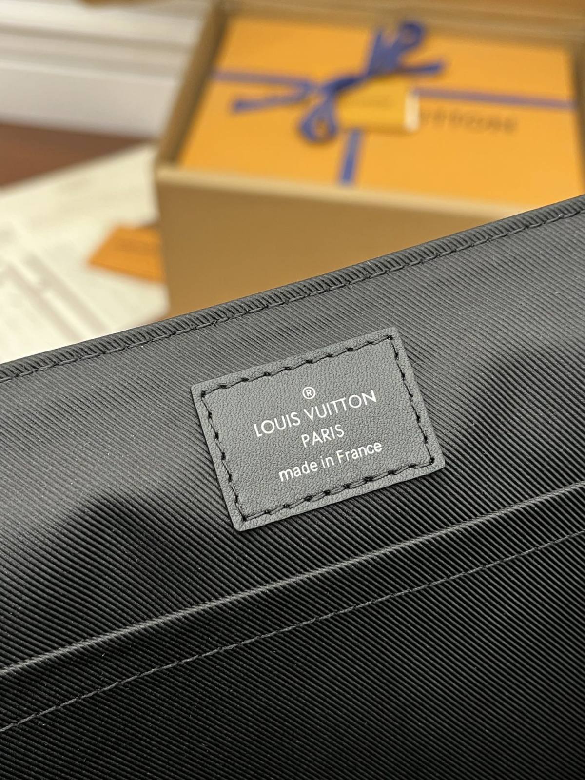 Ellebag Factory Replication Techniques for Louis Vuitton DISTRICT Small Messenger Bag (M46255) – Monogram Eclipse Black-Loja online de bolsa Louis Vuitton falsa de melhor qualidade, bolsa de designer de réplica ru