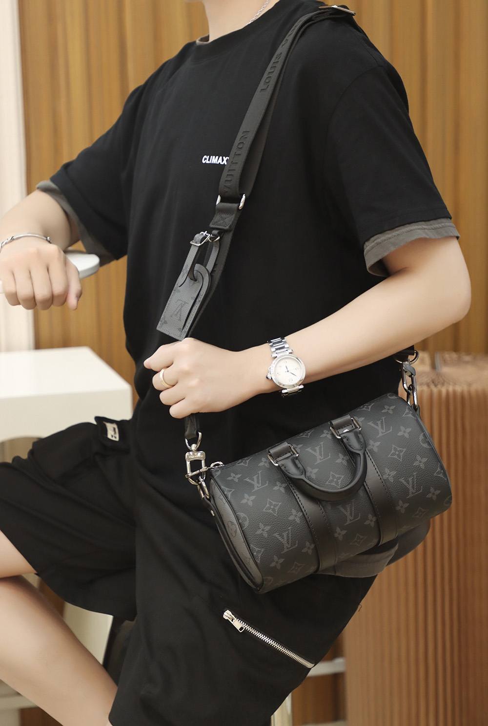 Ellebag Factory Replication Techniques for Louis Vuitton M46271 Monogram Eclipse Black Keepall 25 Handbag-最好的質量假路易威登包網上商店，複製設計師包 ru